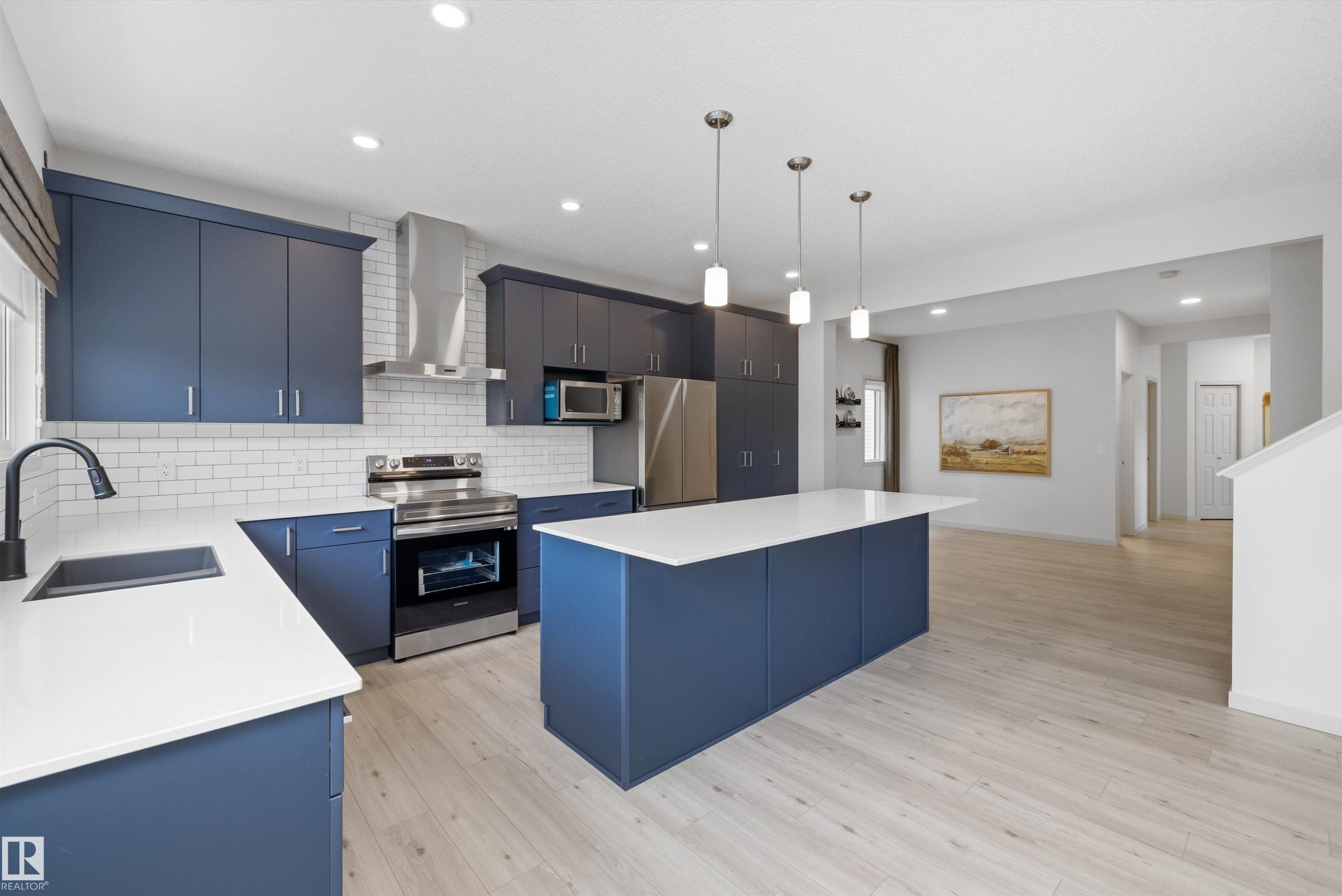 17431 7 Street, Edmonton, AB