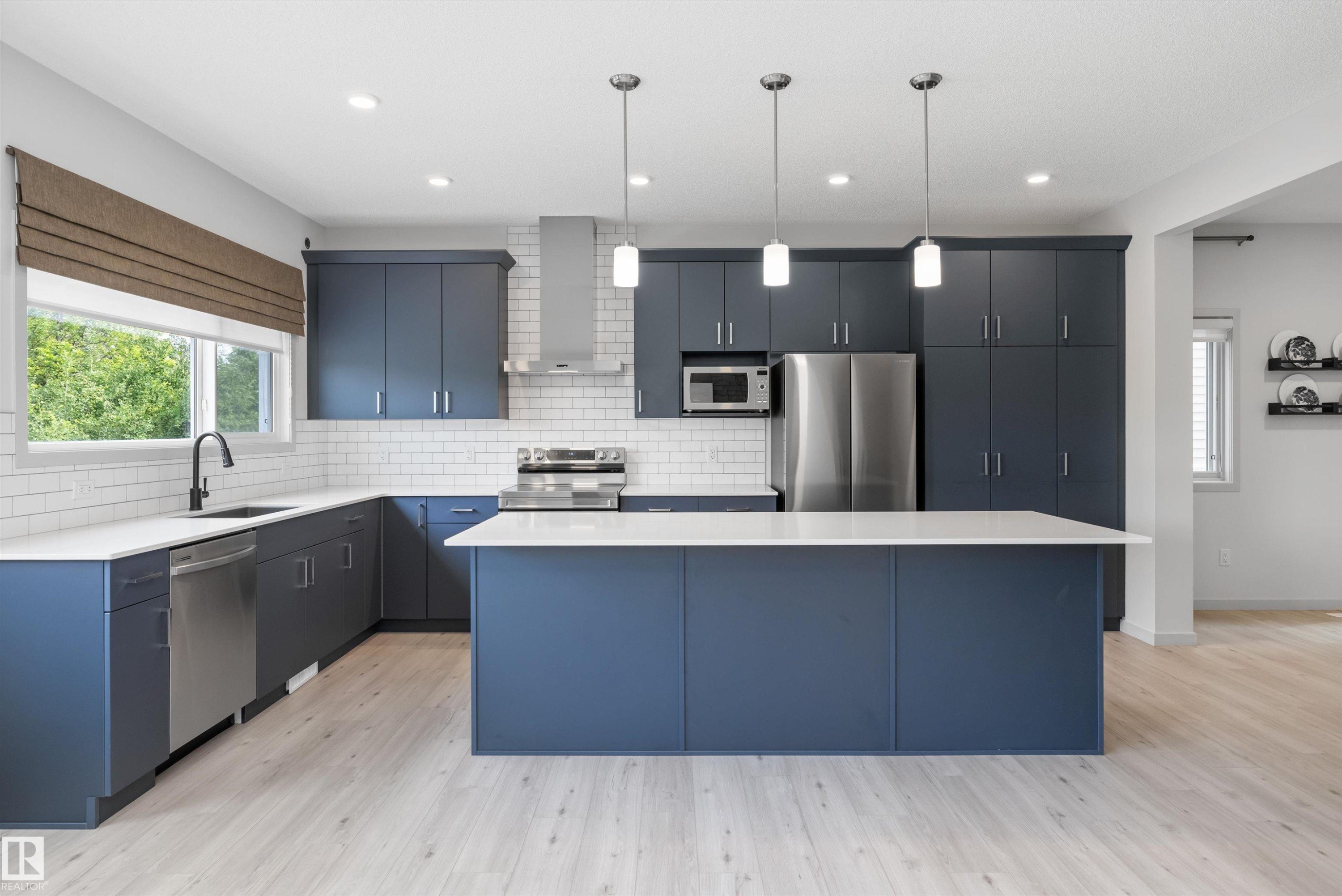 17431 7 Street, Edmonton, AB