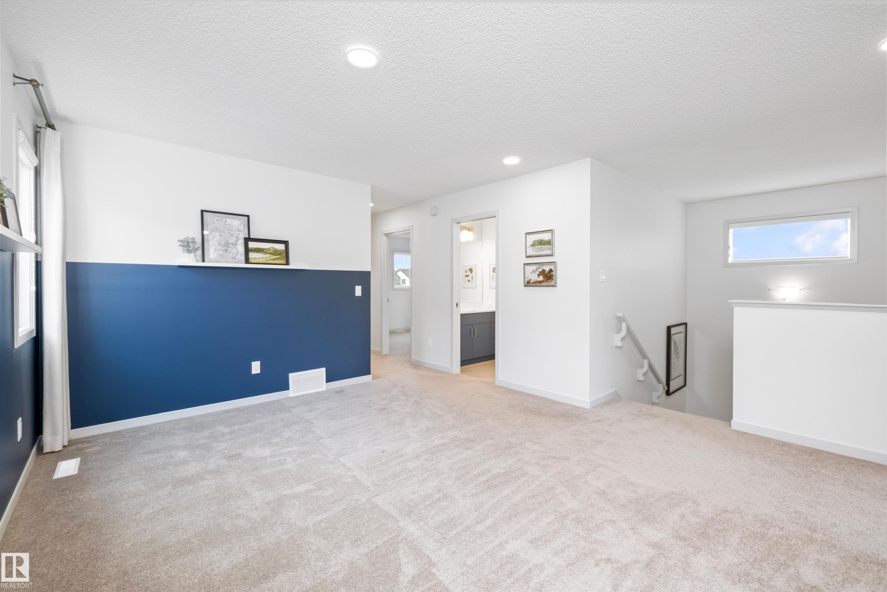 17431 7 Street, Edmonton, AB