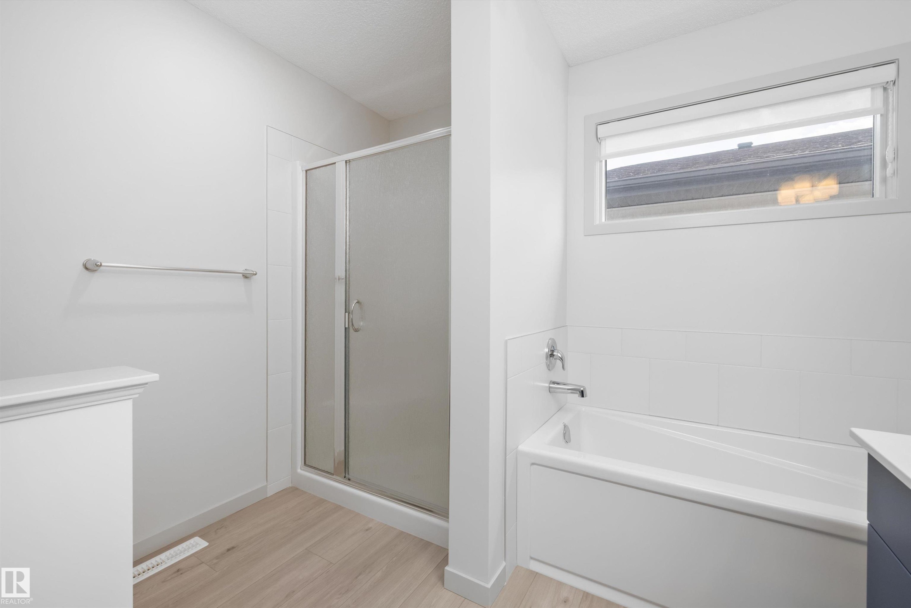 17431 7 Street, Edmonton, AB