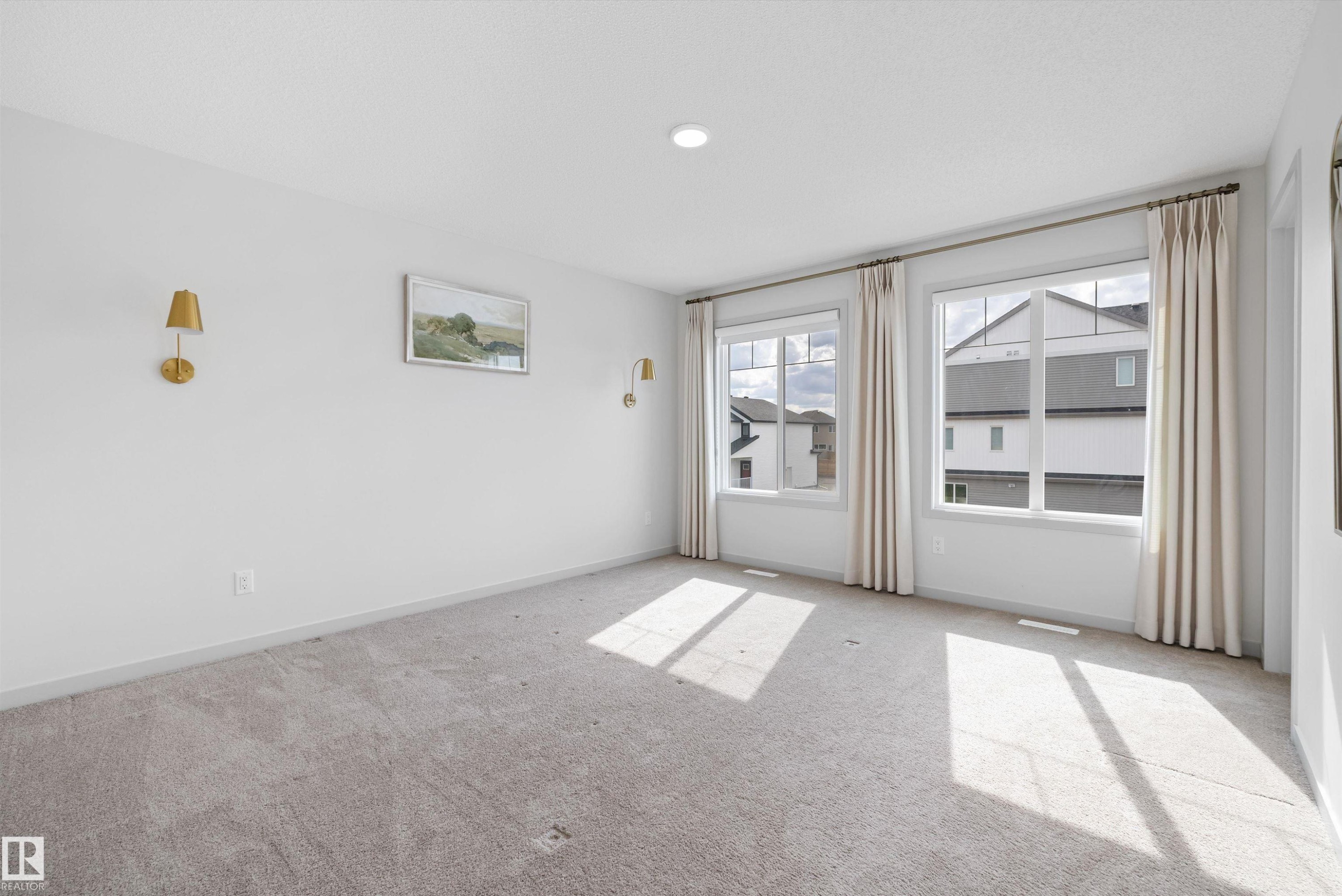 17431 7 Street, Edmonton, AB