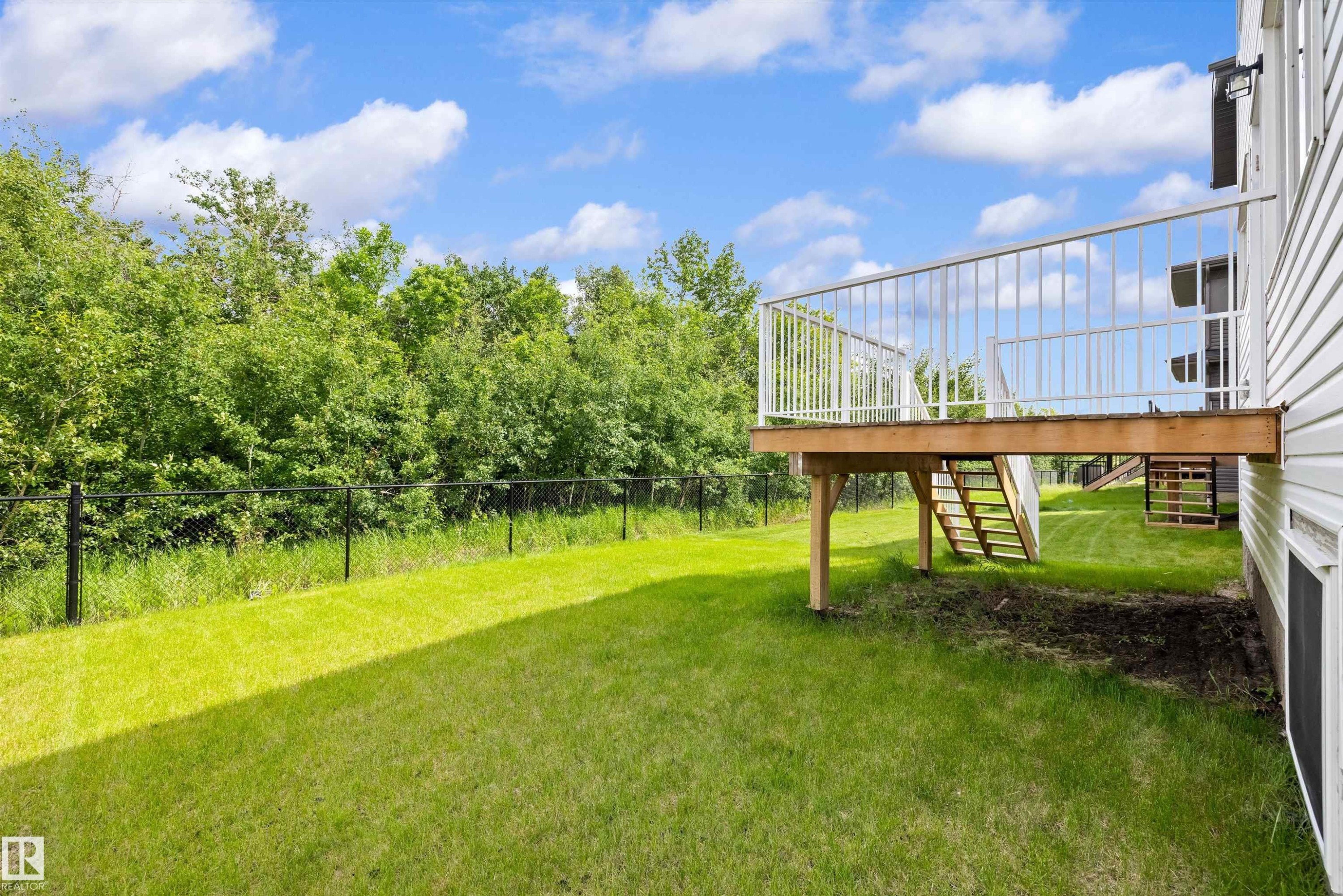 17431 7 Street, Edmonton, AB