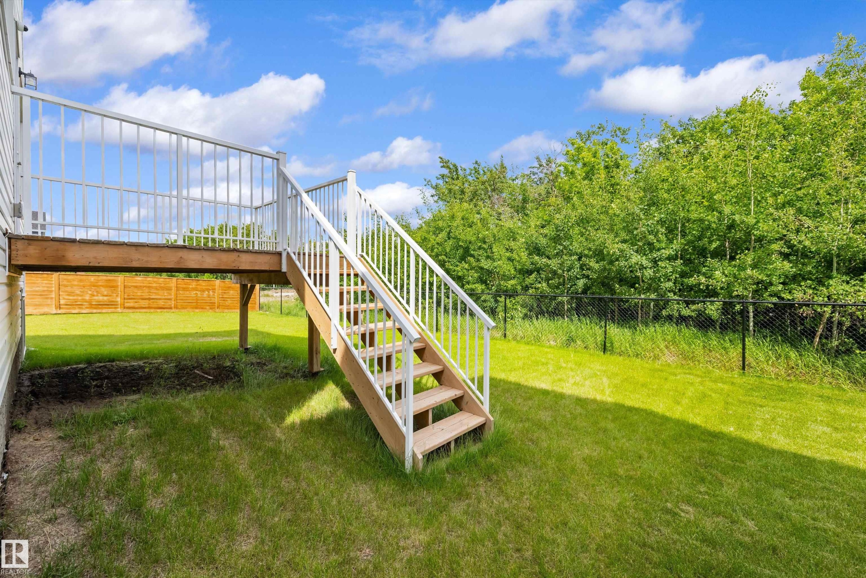 17431 7 Street, Edmonton, AB