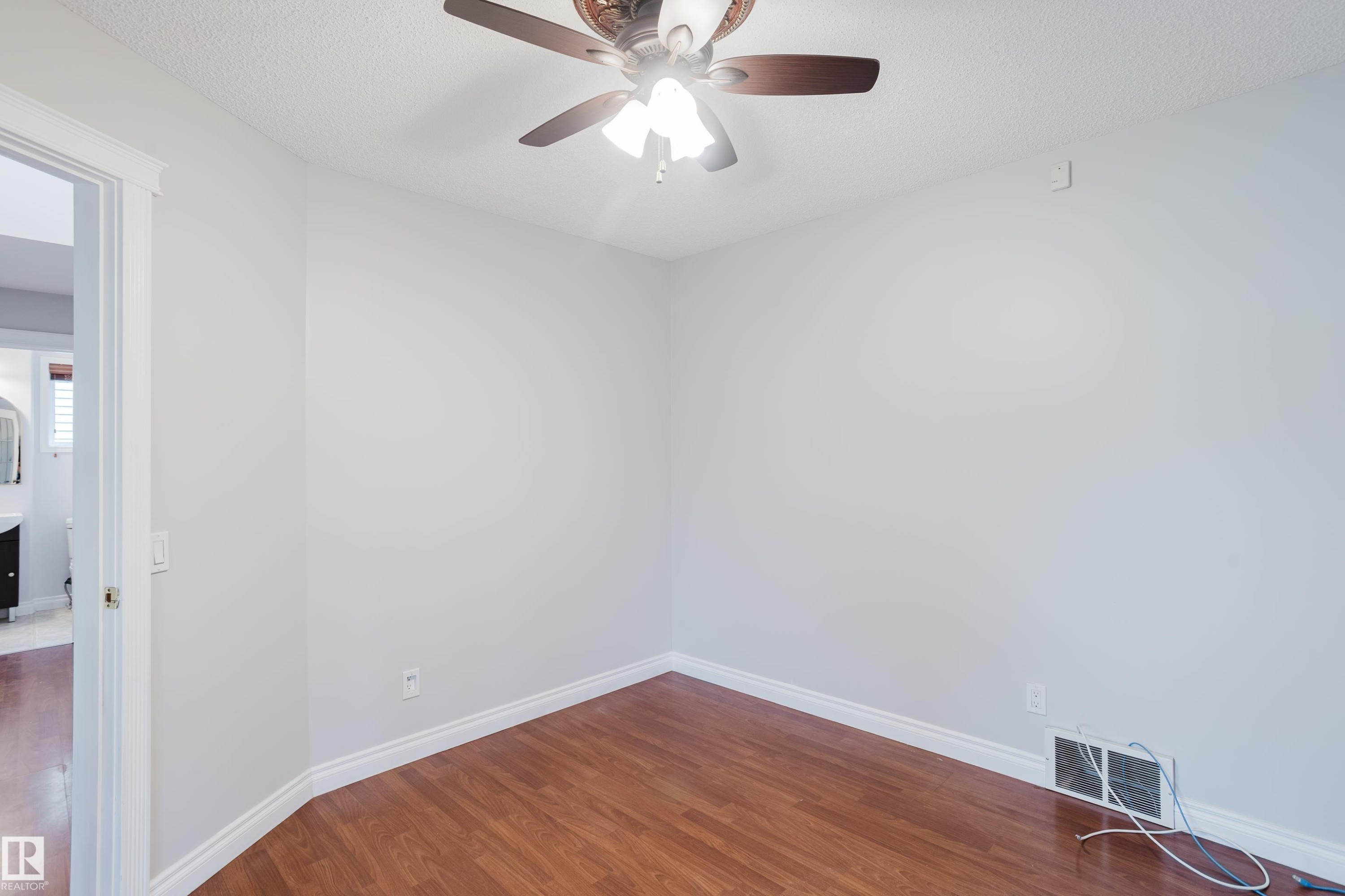 611 Hooke Court Nw, Edmonton, AB - Indoor Photo Showing Other Room