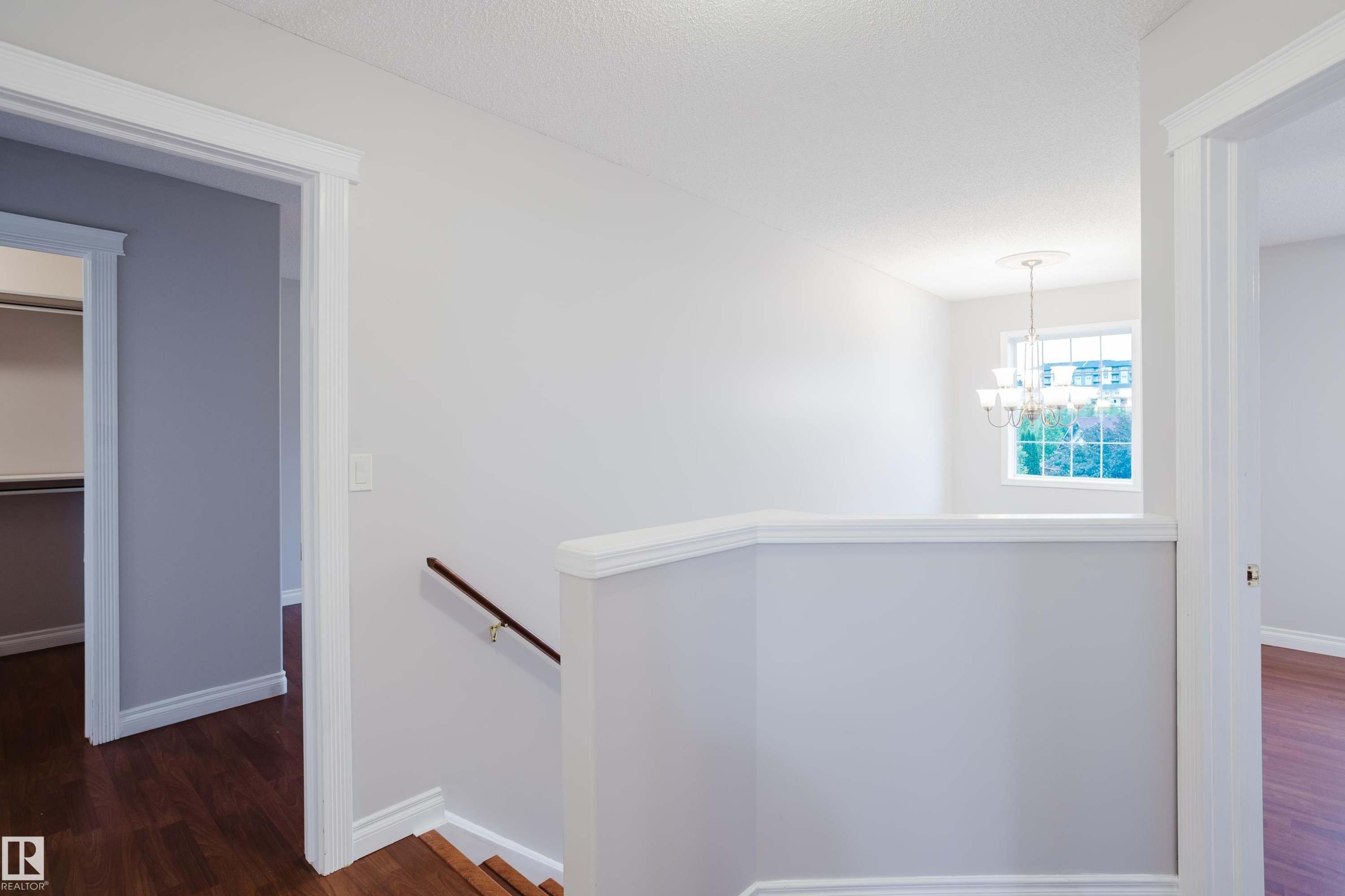 611 Hooke Court Nw, Edmonton, AB - Indoor Photo Showing Other Room
