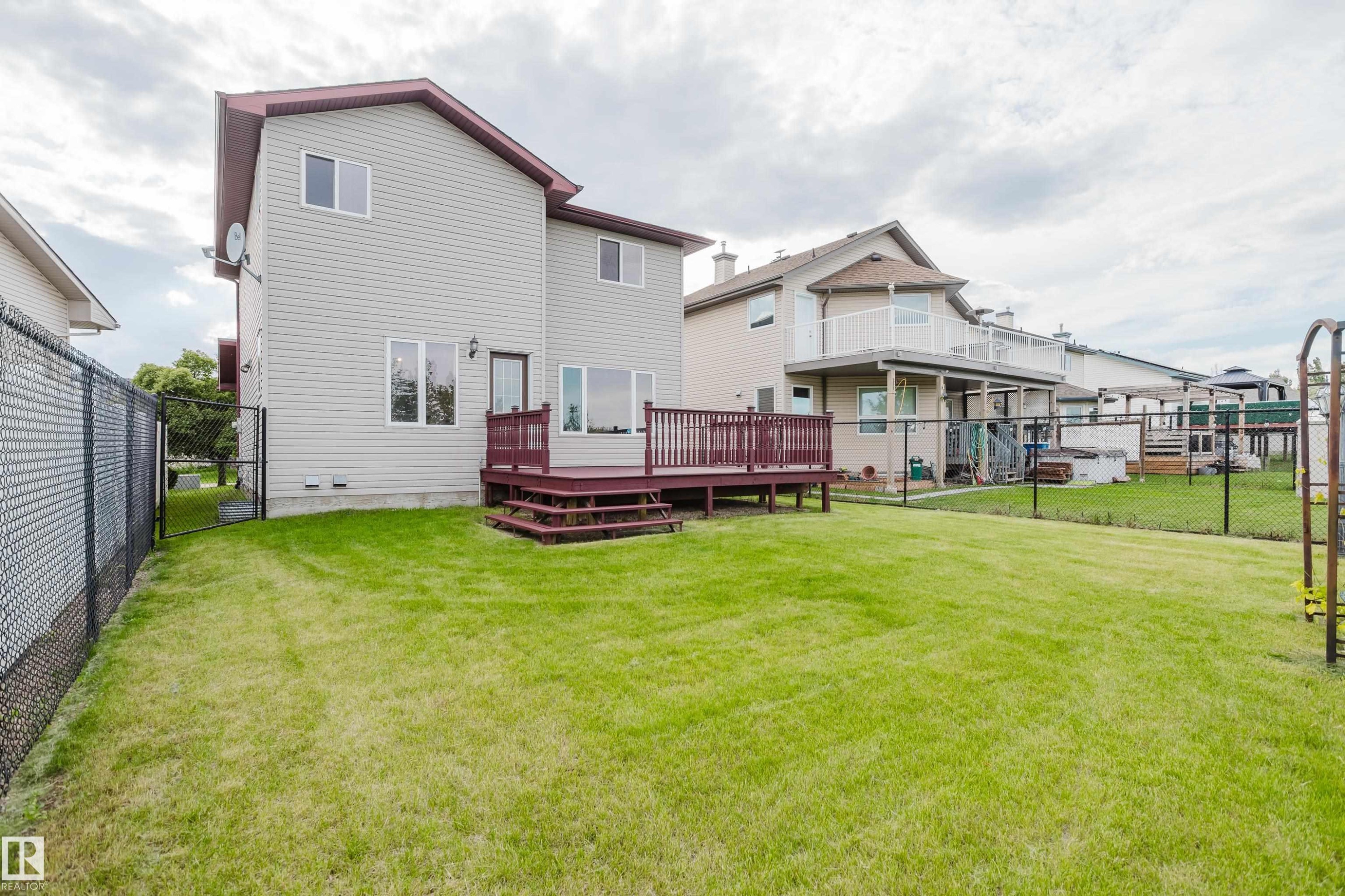 611 Hooke Court Nw, Edmonton, AB - Outdoor With Deck Patio Veranda With Exterior