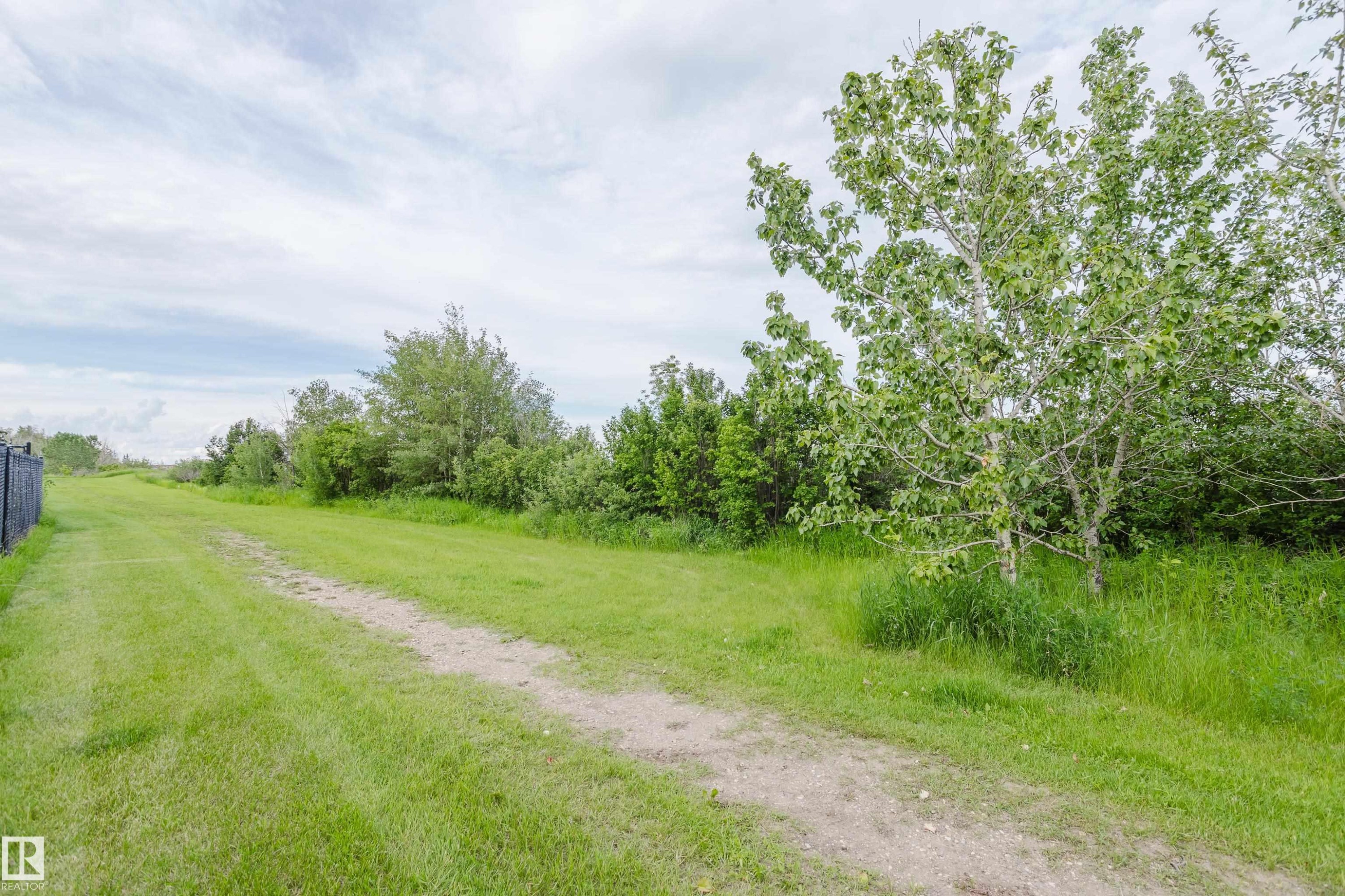 611 Hooke Court Nw, Edmonton, AB - Outdoor With View