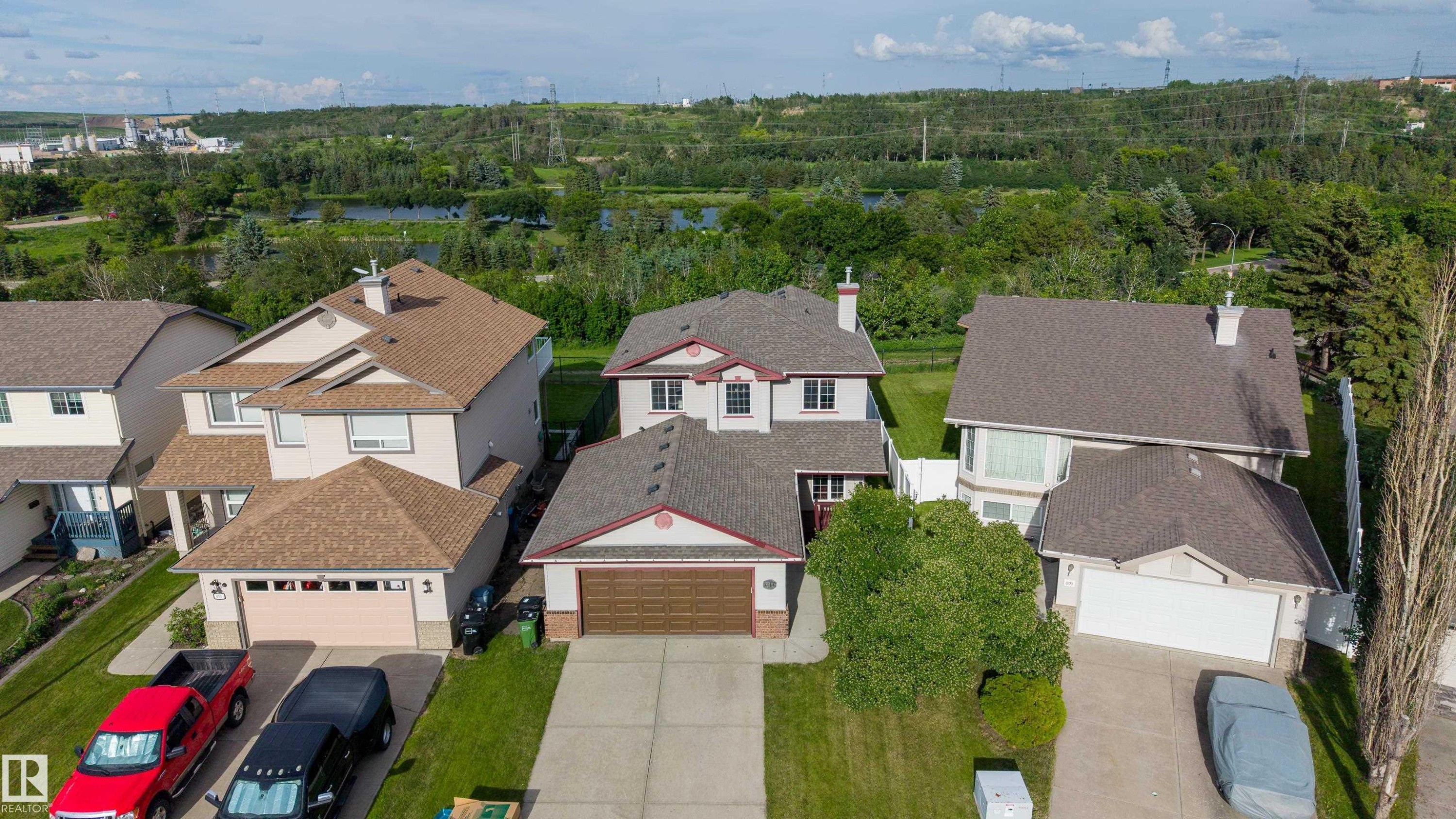 611 Hooke Court Nw, Edmonton, AB - Outdoor