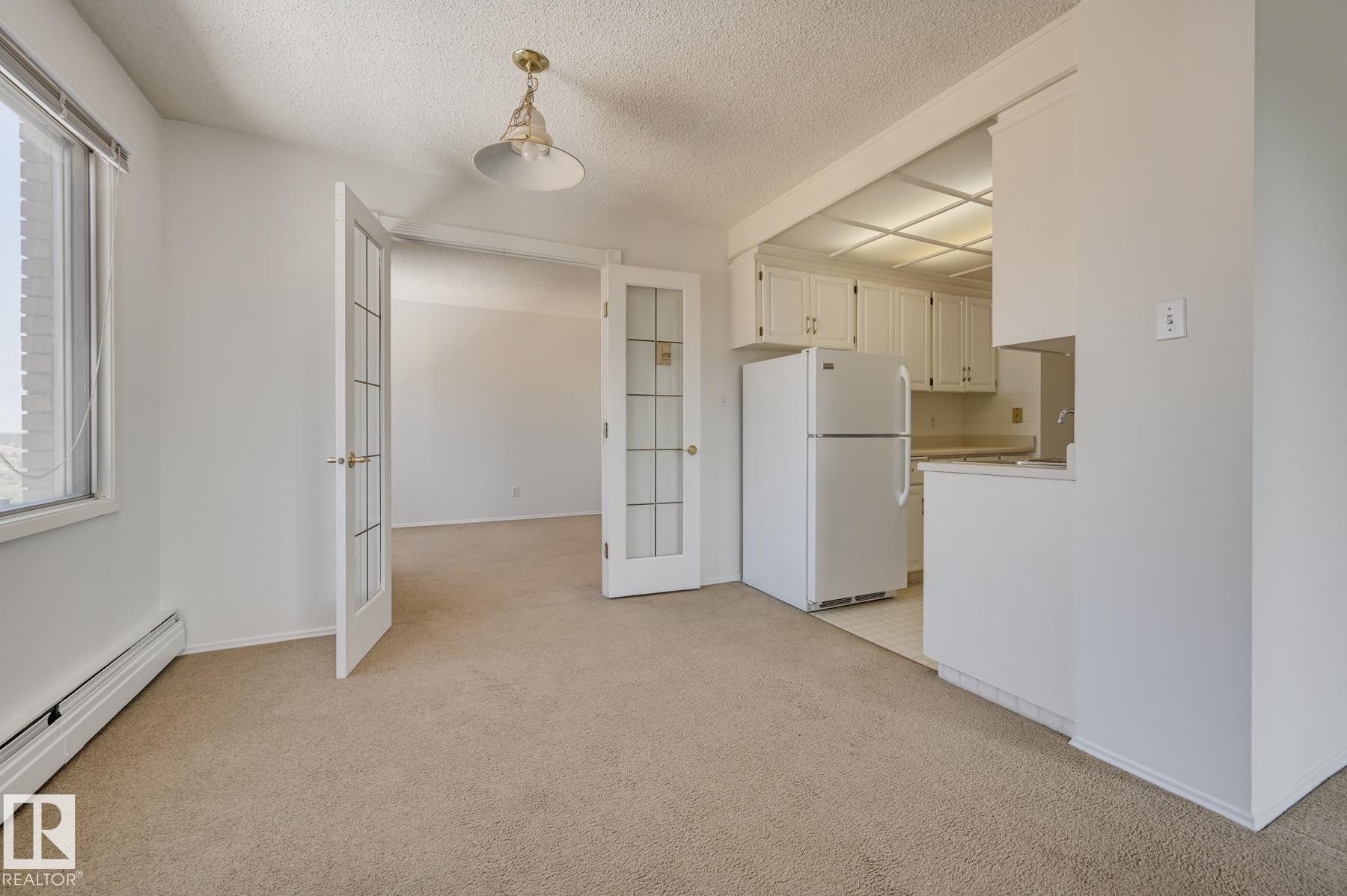 #1502 9725 106 St Nw, Edmonton, AB - Indoor