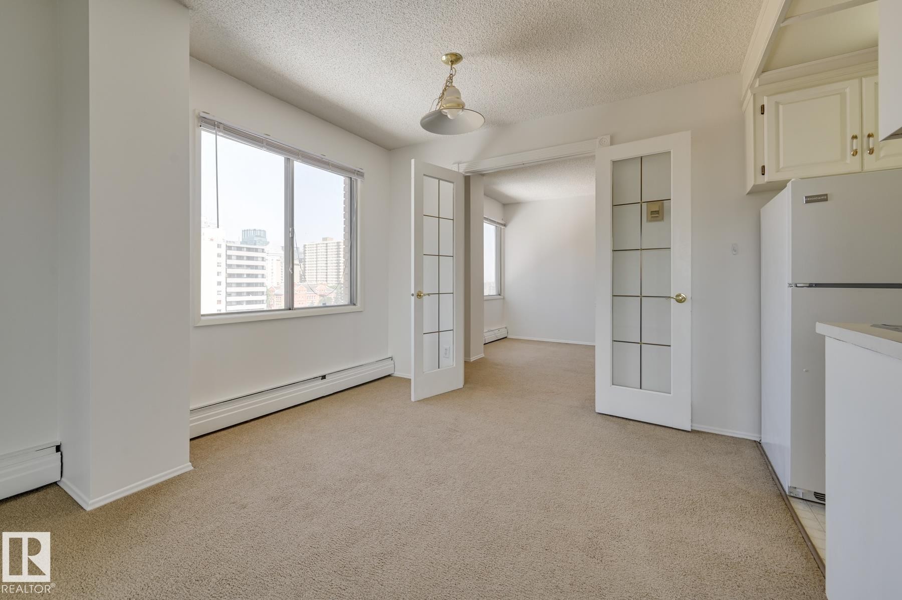 #1502 9725 106 St Nw, Edmonton, AB - Indoor
