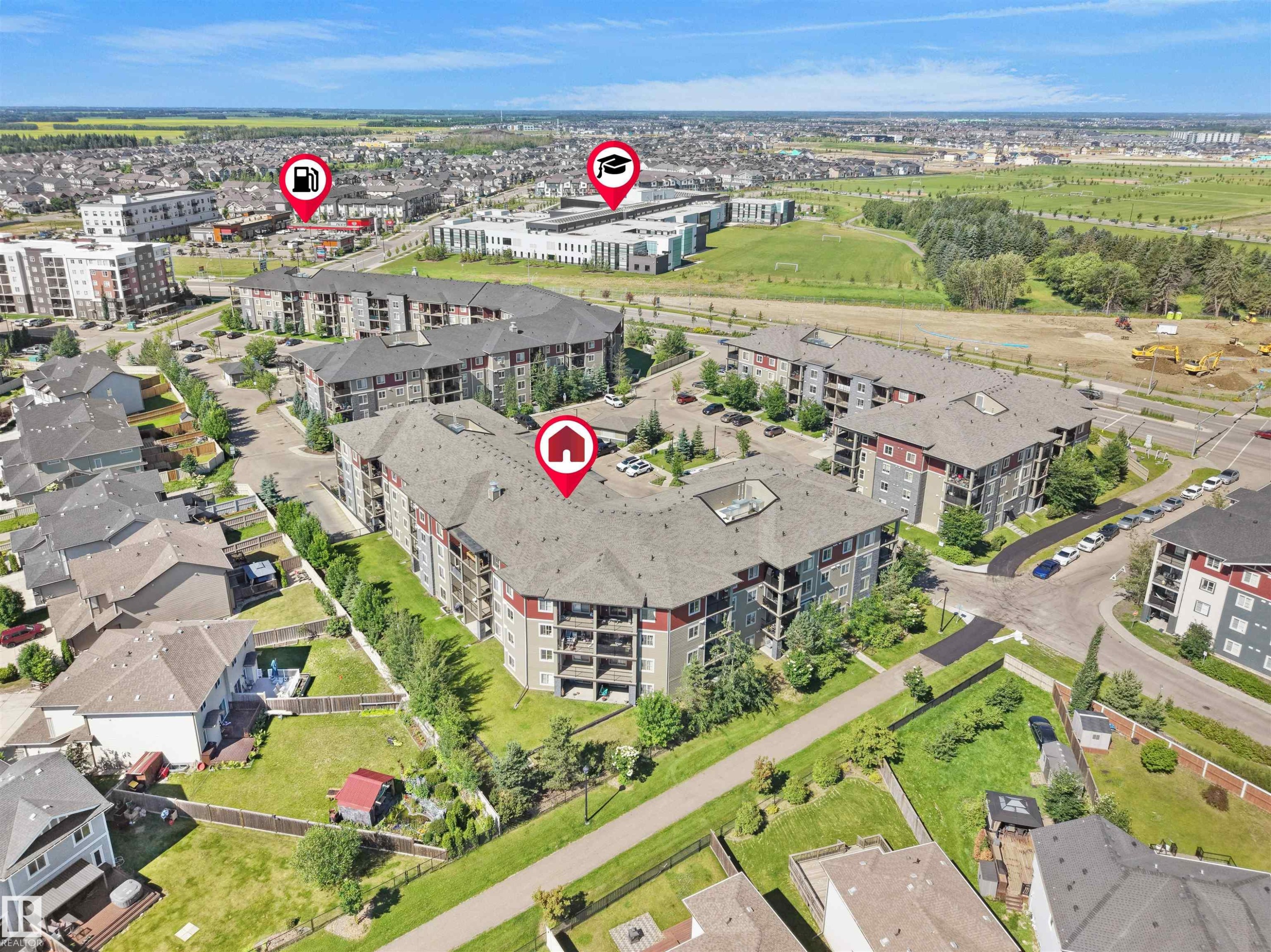 #211 3207 James Mowatt Trail Sw, Edmonton, AB - Outdoor With View