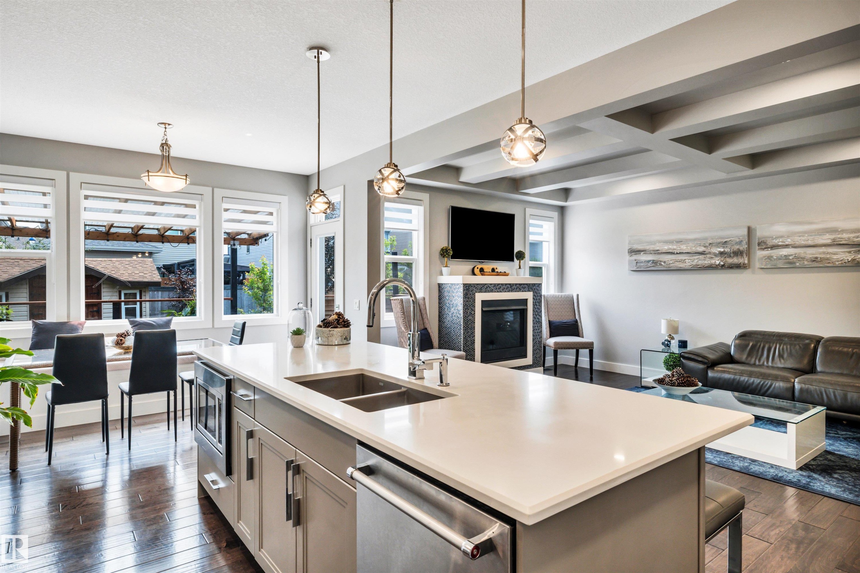 1939 79 Street, Edmonton, AB