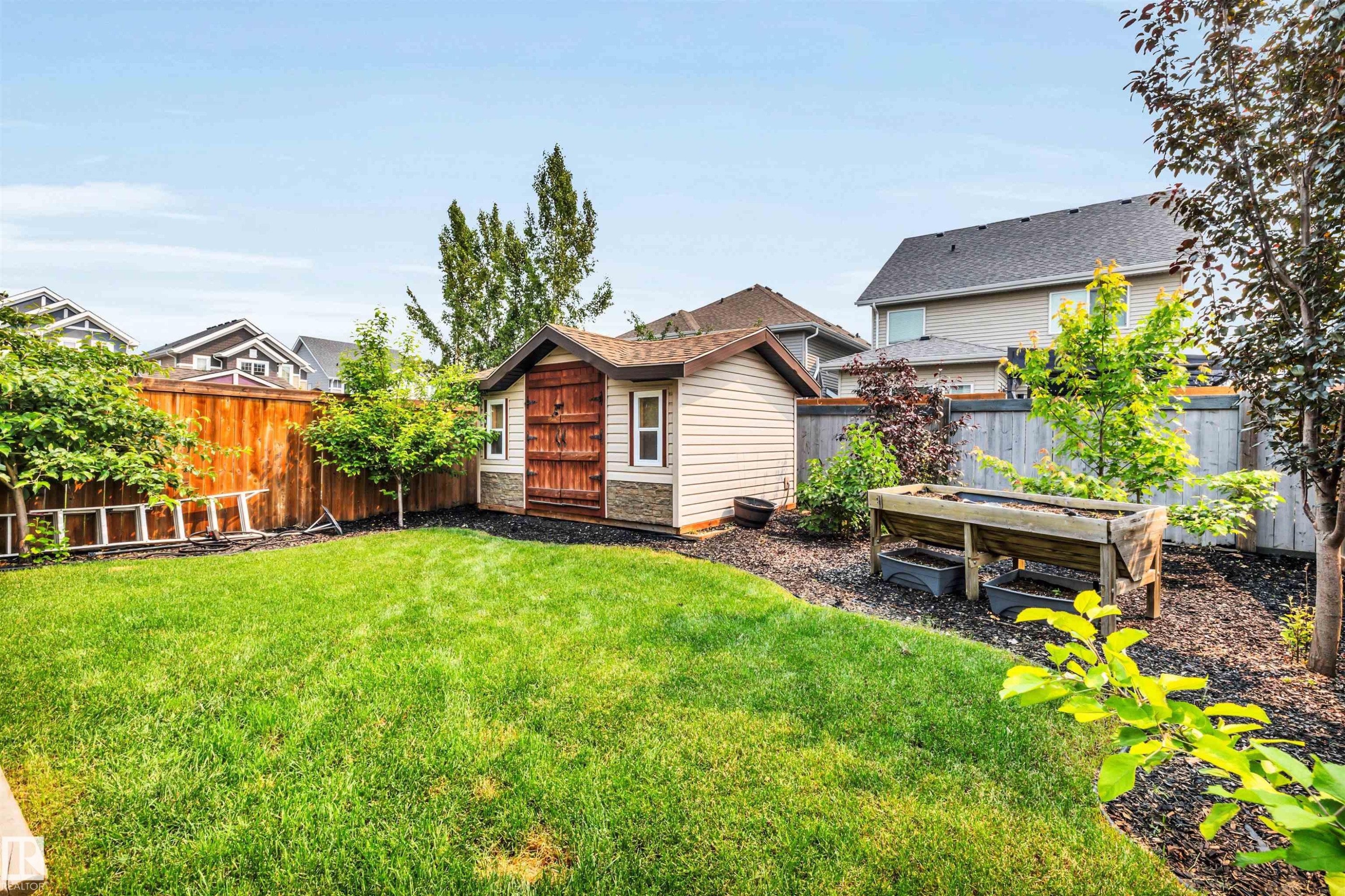 1939 79 Street, Edmonton, AB