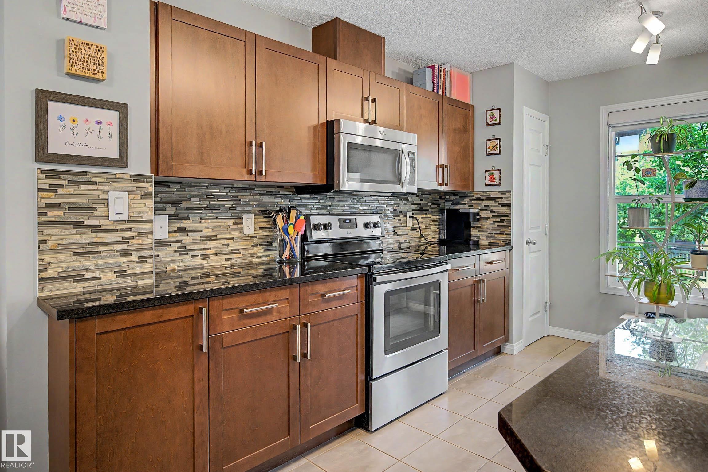 35 4029 Orchards Drive, Edmonton, AB