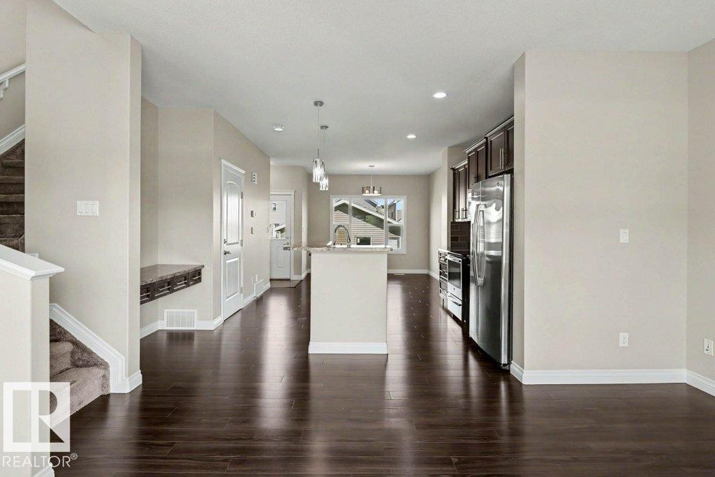2 Simmonds Place, Leduc, AB - Indoor