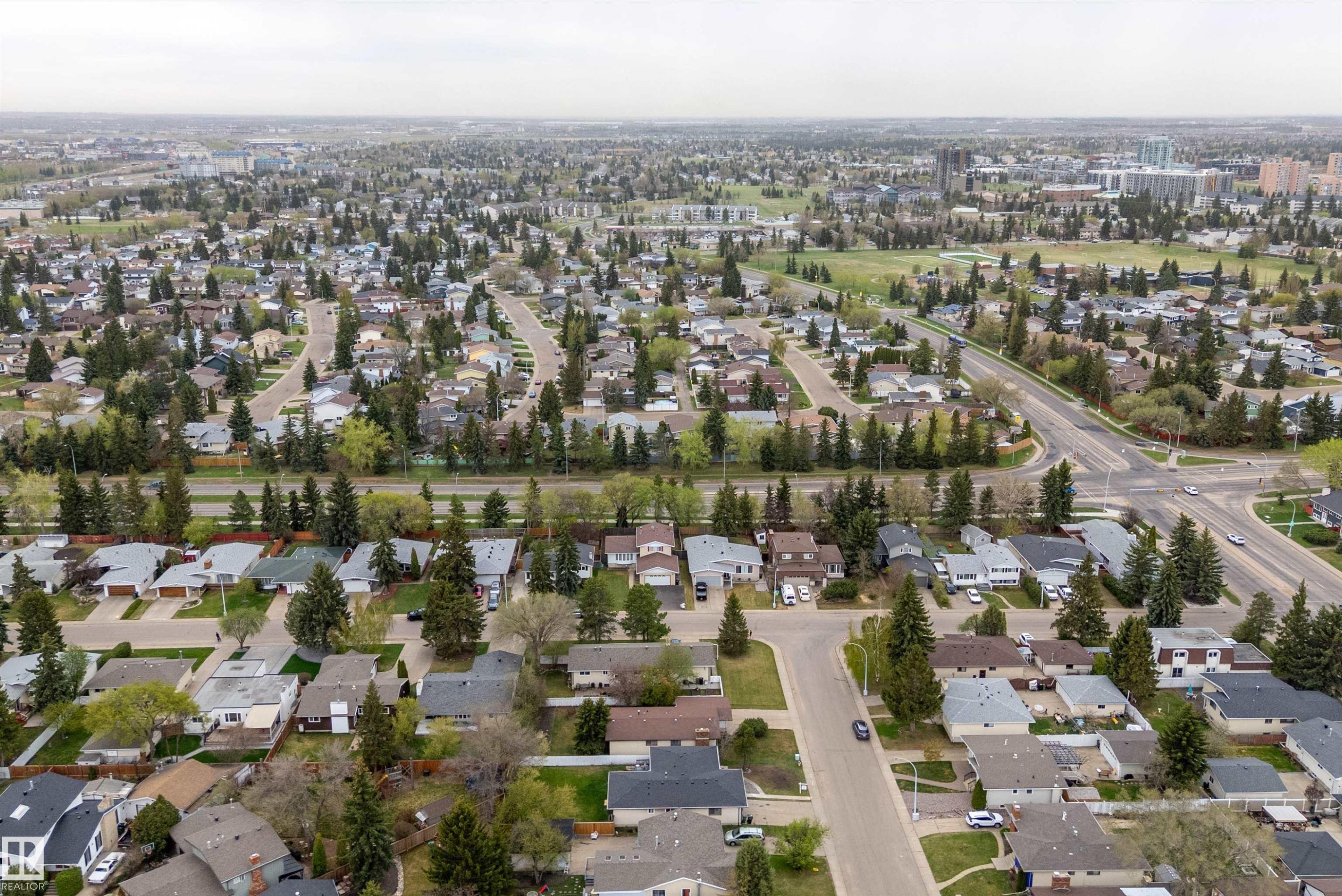 3515 105B Street Nw, Edmonton, AB - Outdoor With View