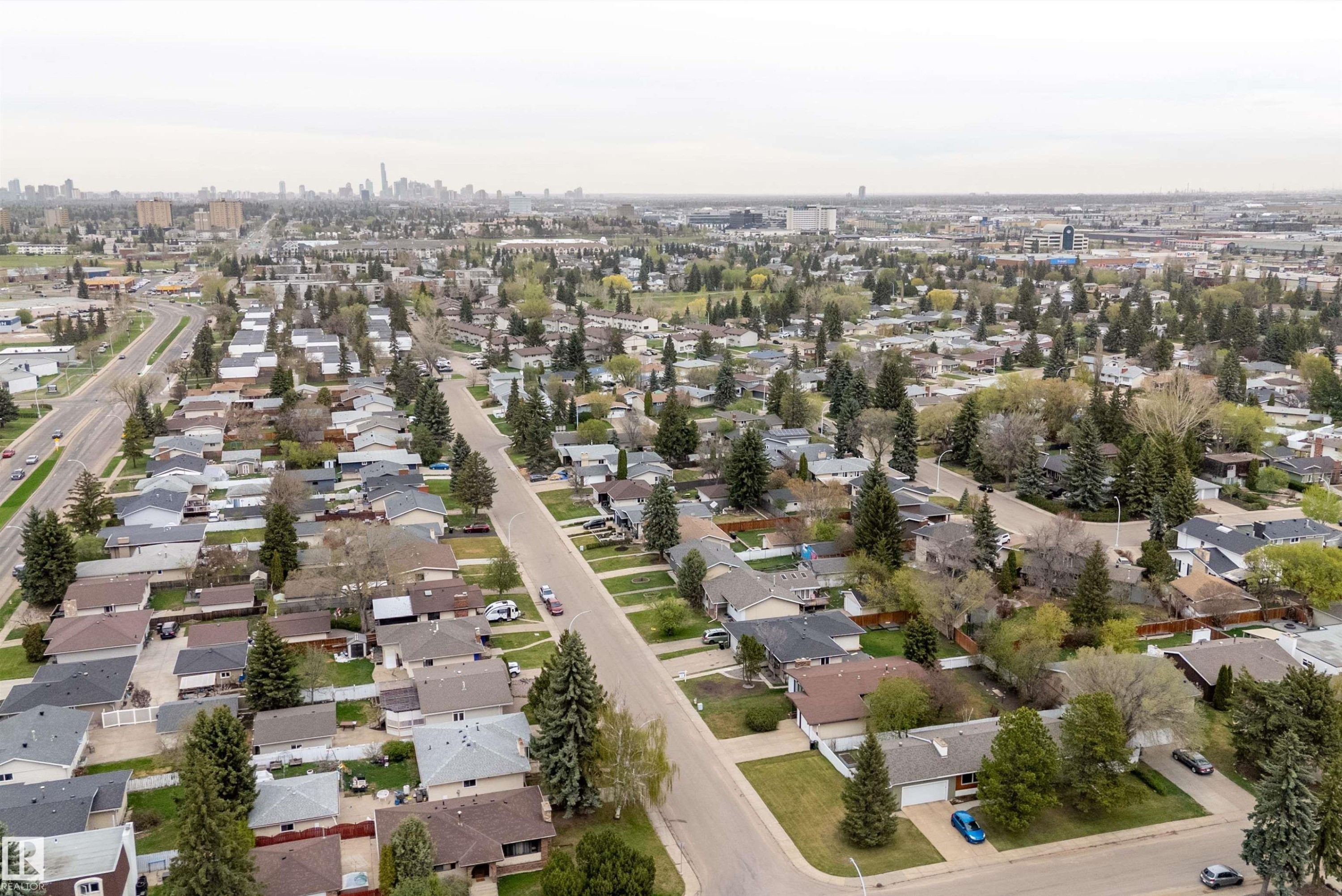 3515 105B Street Nw, Edmonton, AB - Outdoor With View