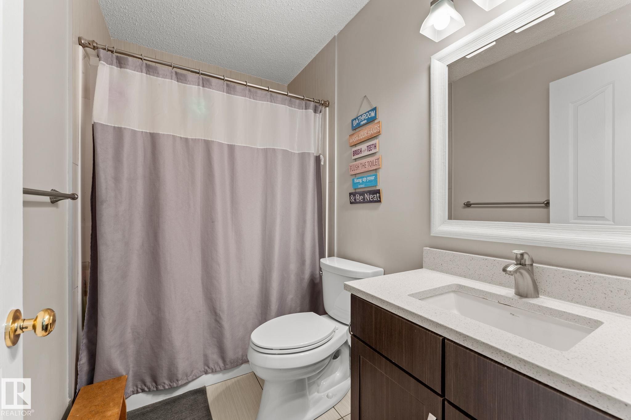 16211 90 Street Nw, Edmonton, AB