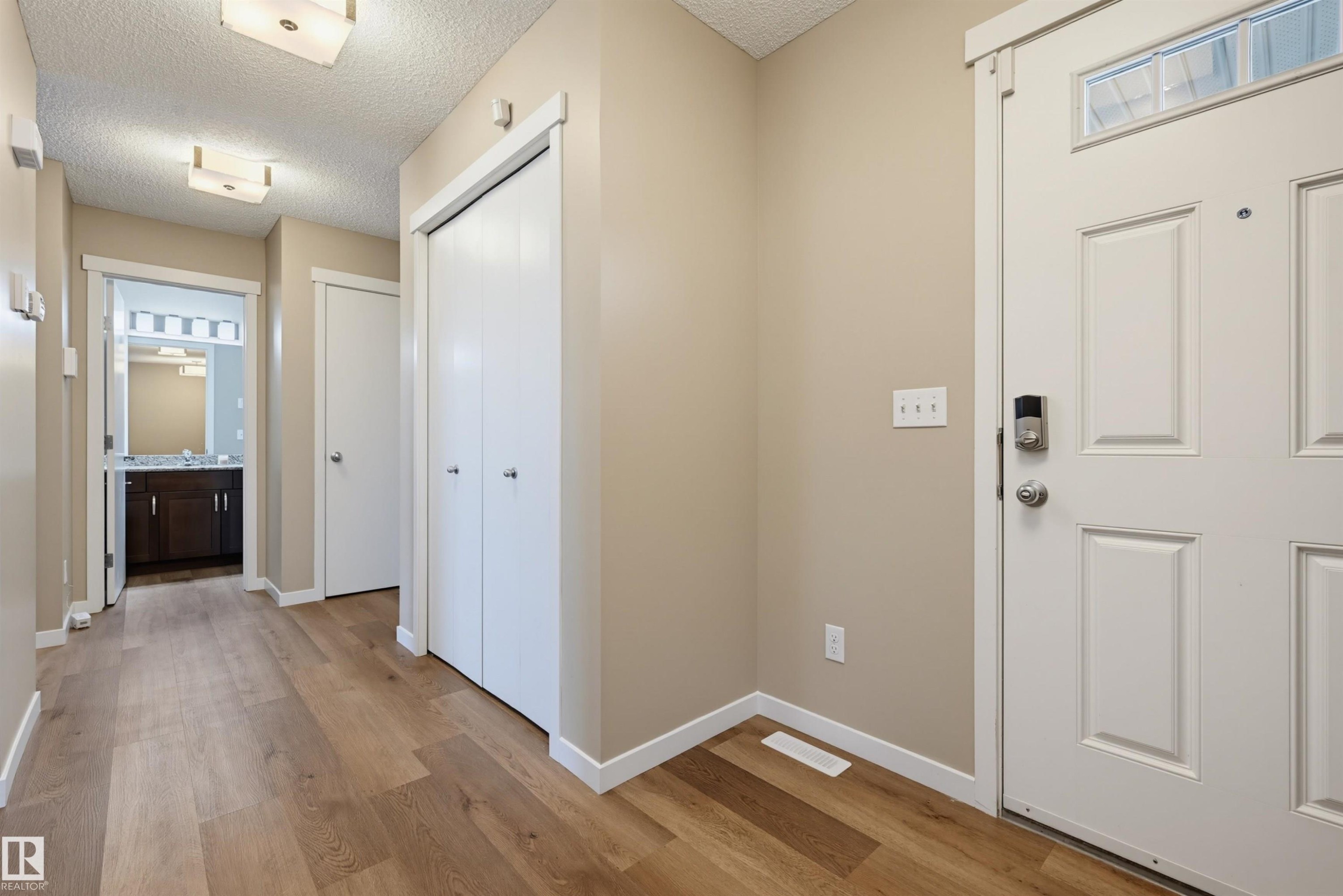 16428 12 Avenue, Edmonton, AB