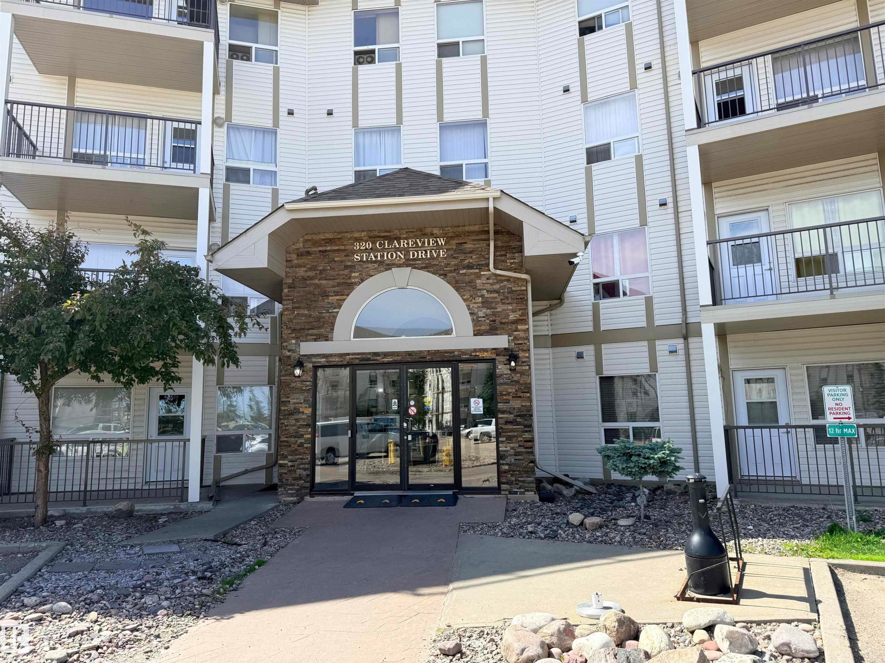 2202 320 Clareview Station Drive, Edmonton, AB