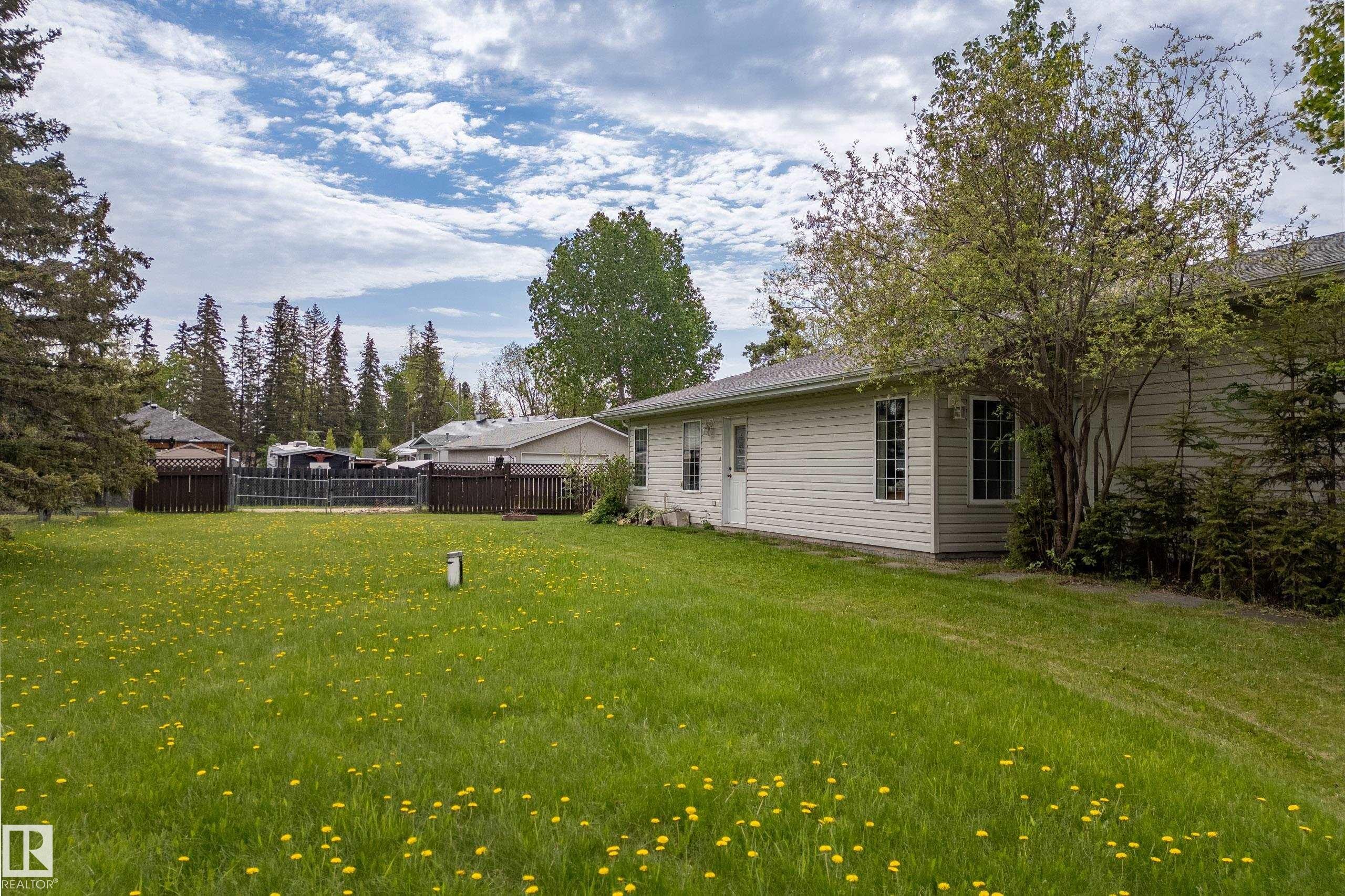 5011 64 Street, Rural Lac Ste. Anne County, AB - Outdoor
