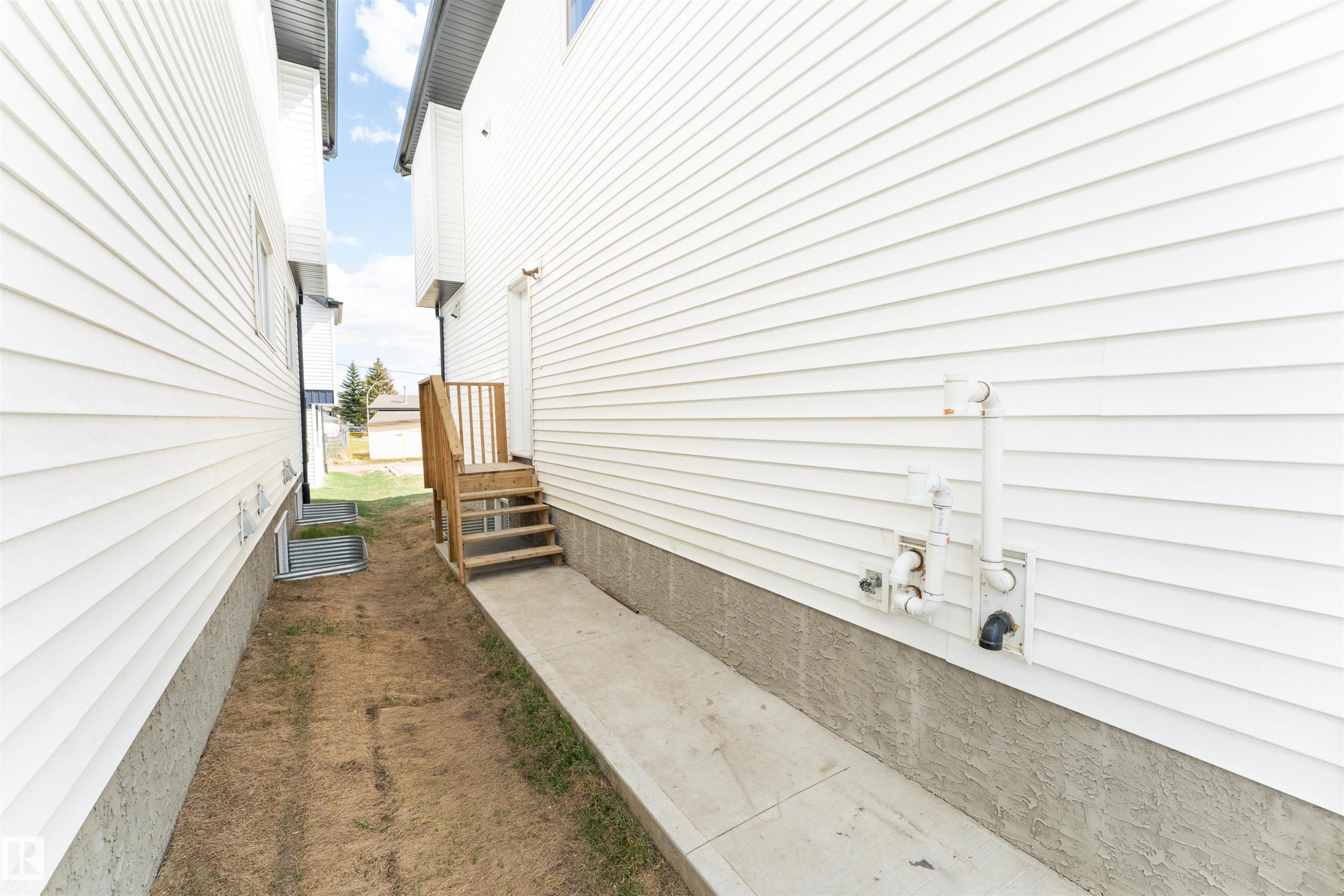 12447 47 Street, Edmonton, AB
