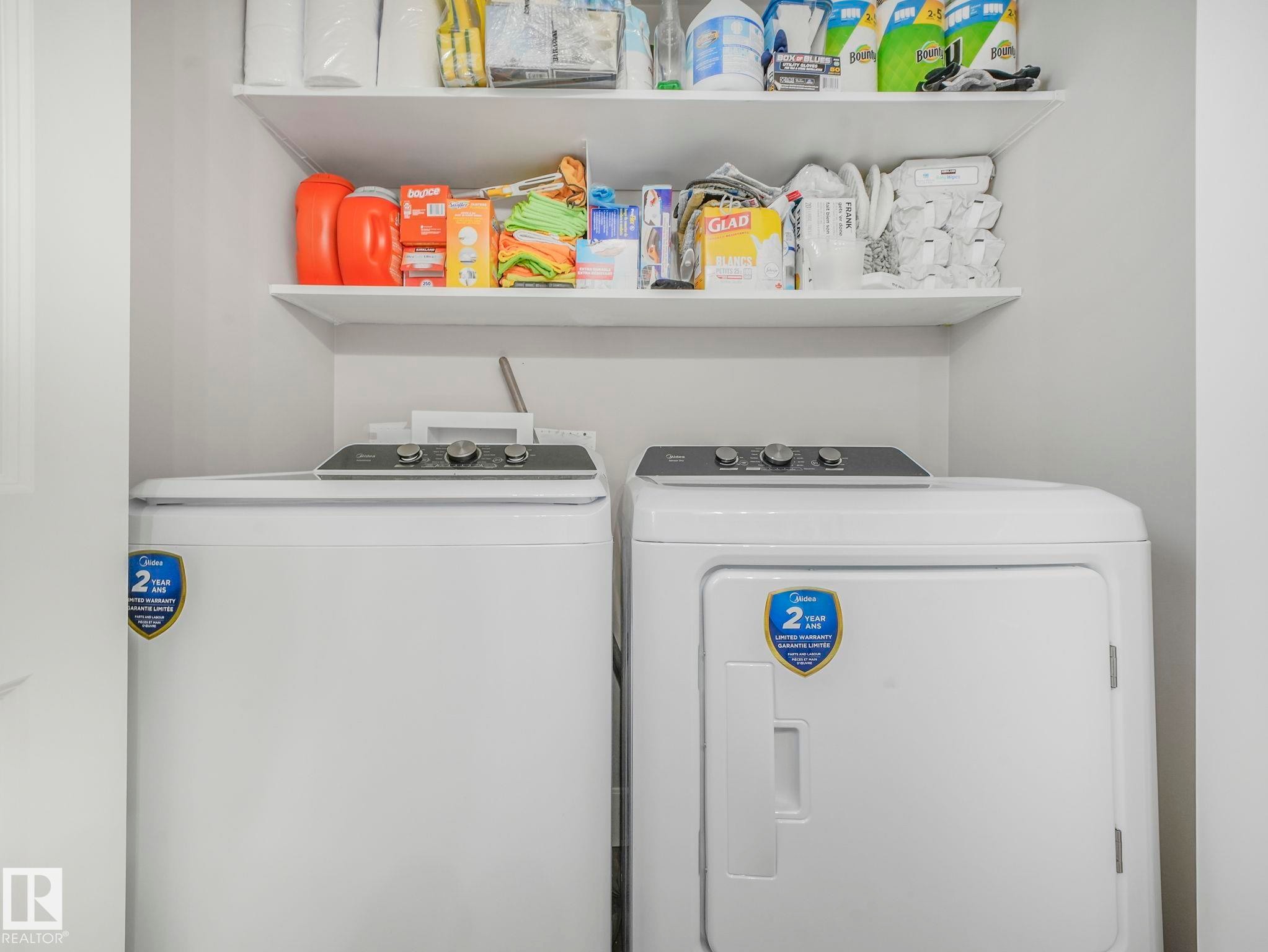 10336 178 Avenue Nw, Edmonton, AB - Indoor Photo Showing Laundry Room