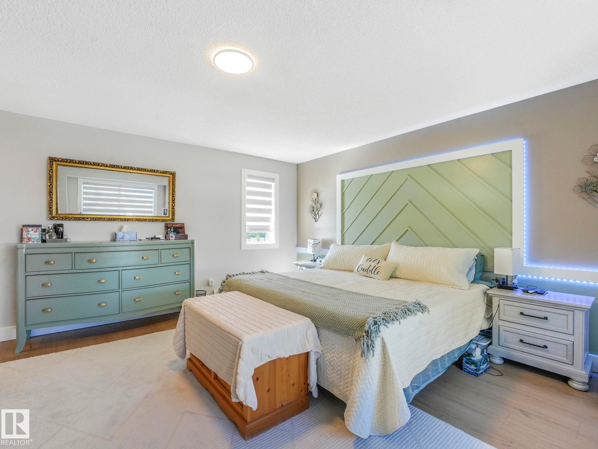 10336 178 Avenue Nw, Edmonton, AB - Indoor Photo Showing Bedroom