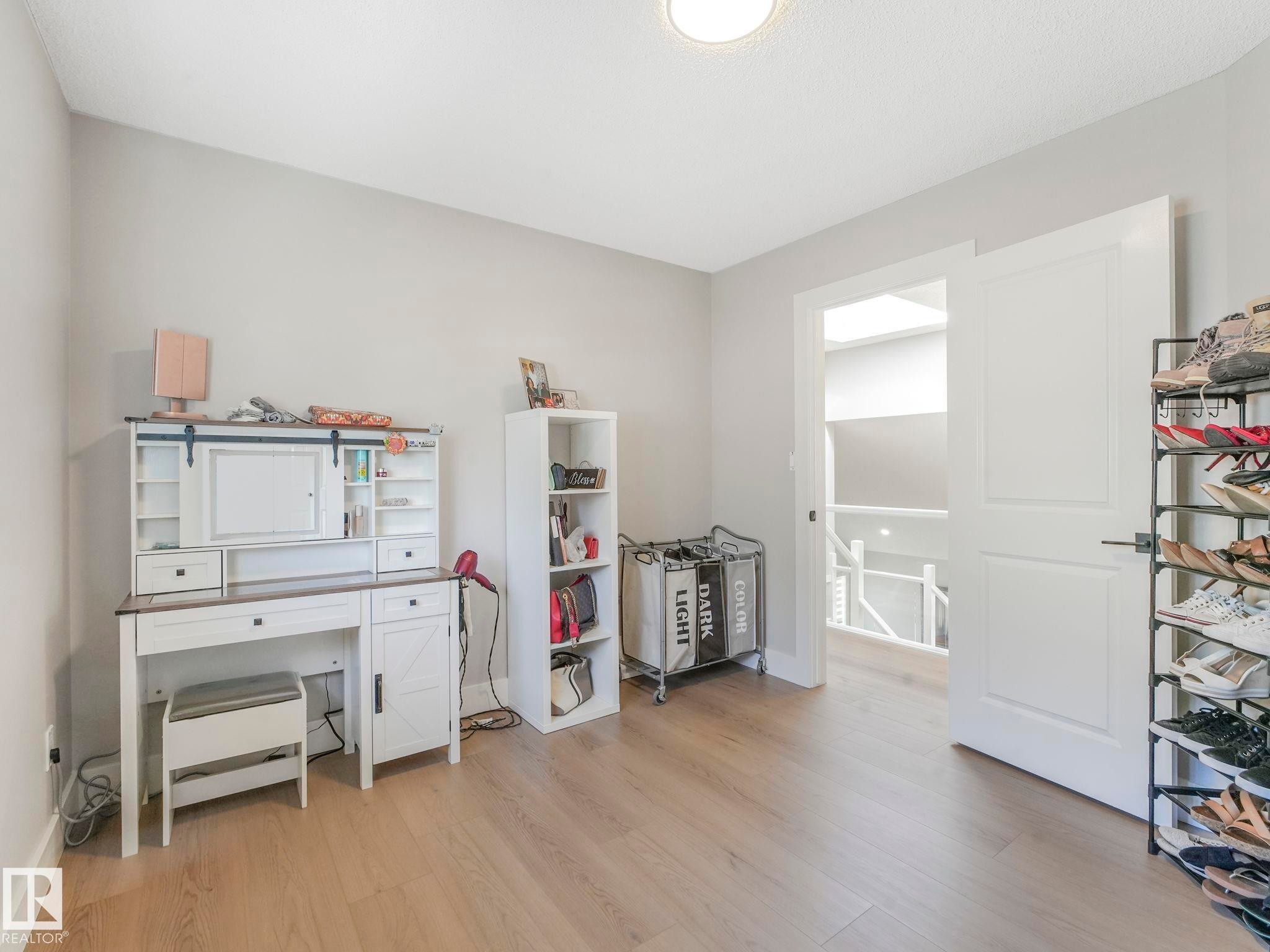 10336 178 Avenue Nw, Edmonton, AB - Indoor