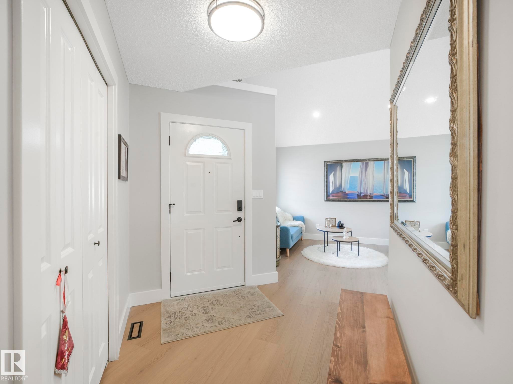 10336 178 Avenue Nw, Edmonton, AB - Indoor Photo Showing Other Room