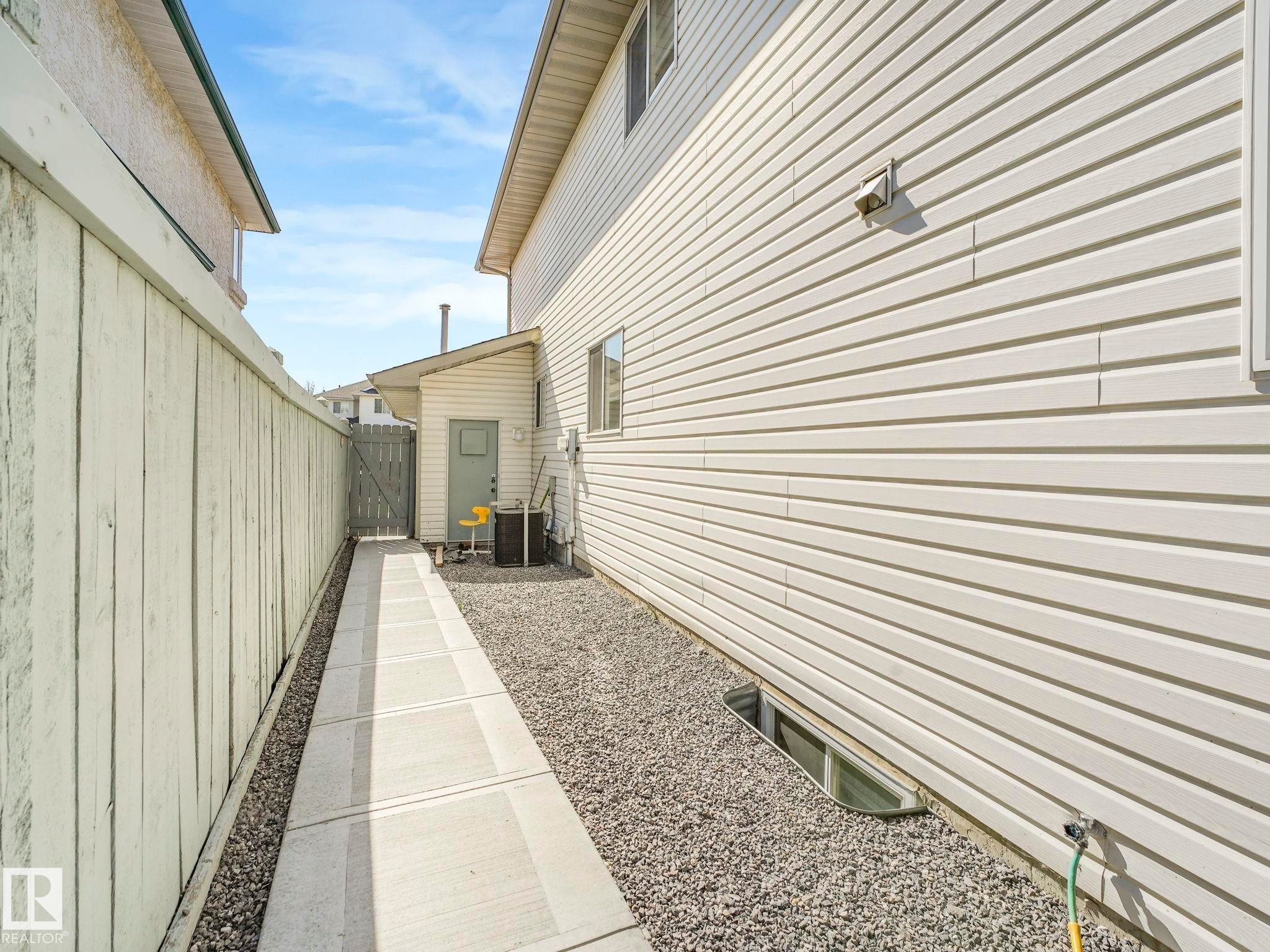 10336 178 Avenue Nw, Edmonton, AB - Outdoor With Exterior