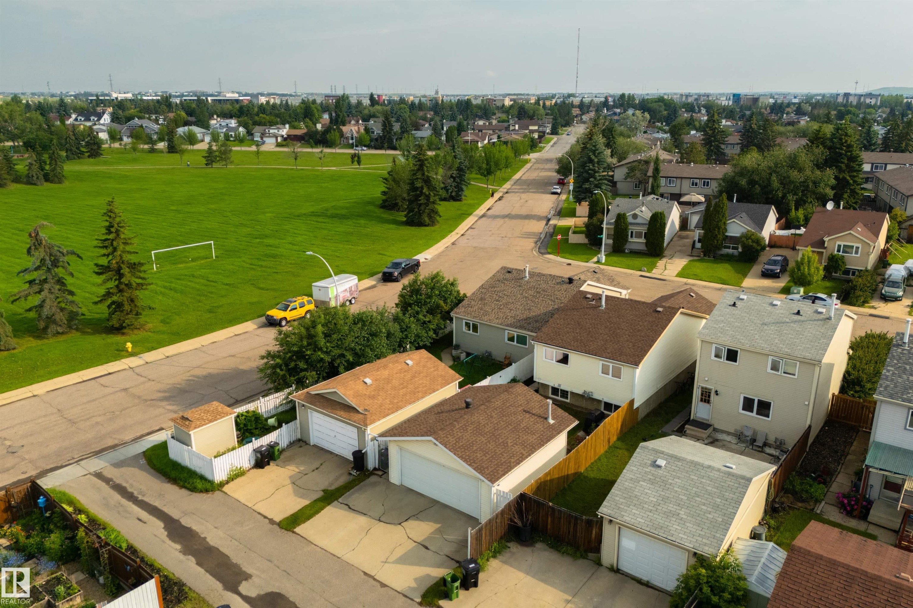 18423 96A Avenue Nw, Edmonton, AB - Outdoor With View
