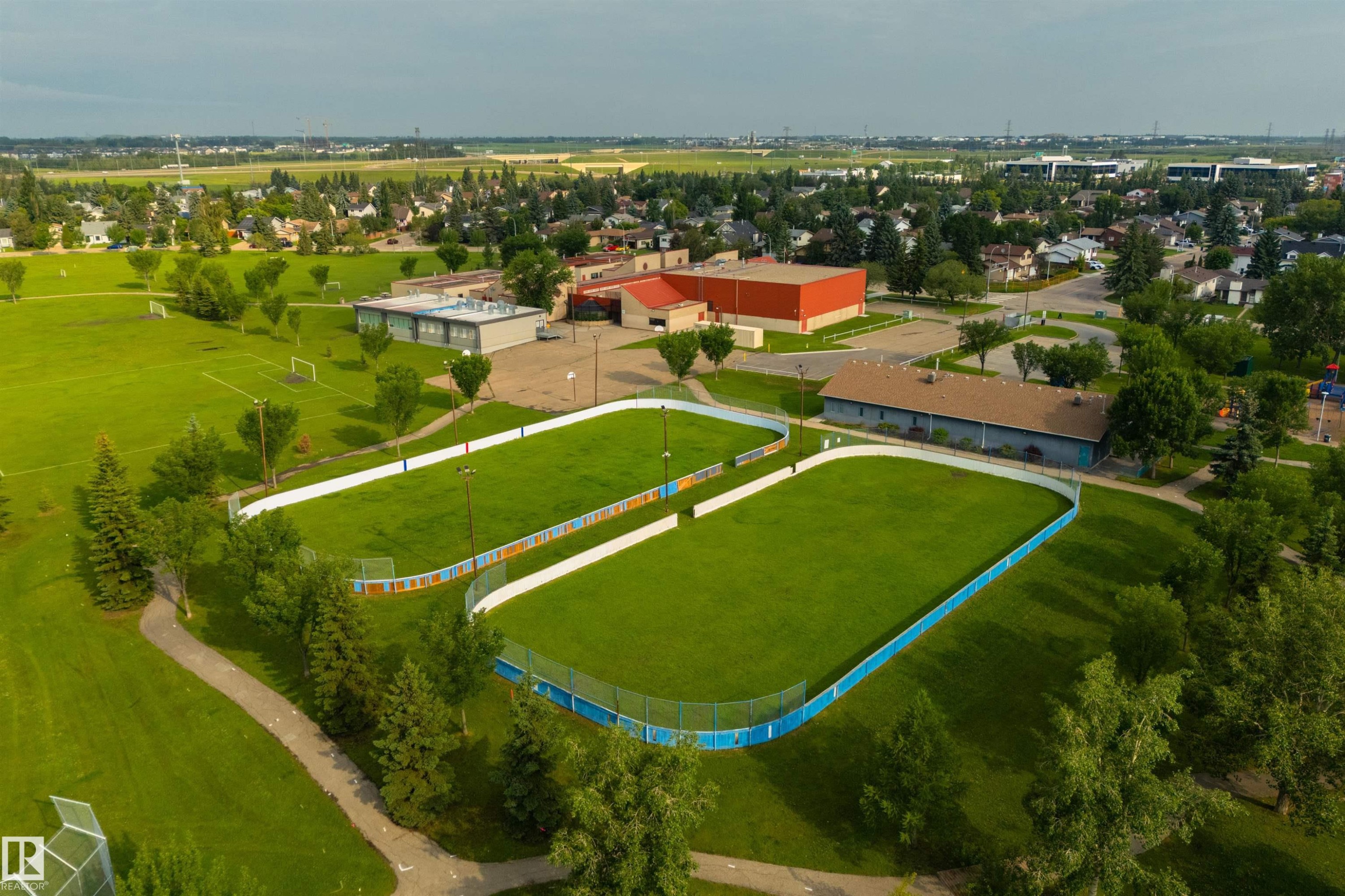 18423 96A Avenue Nw, Edmonton, AB - Outdoor With View