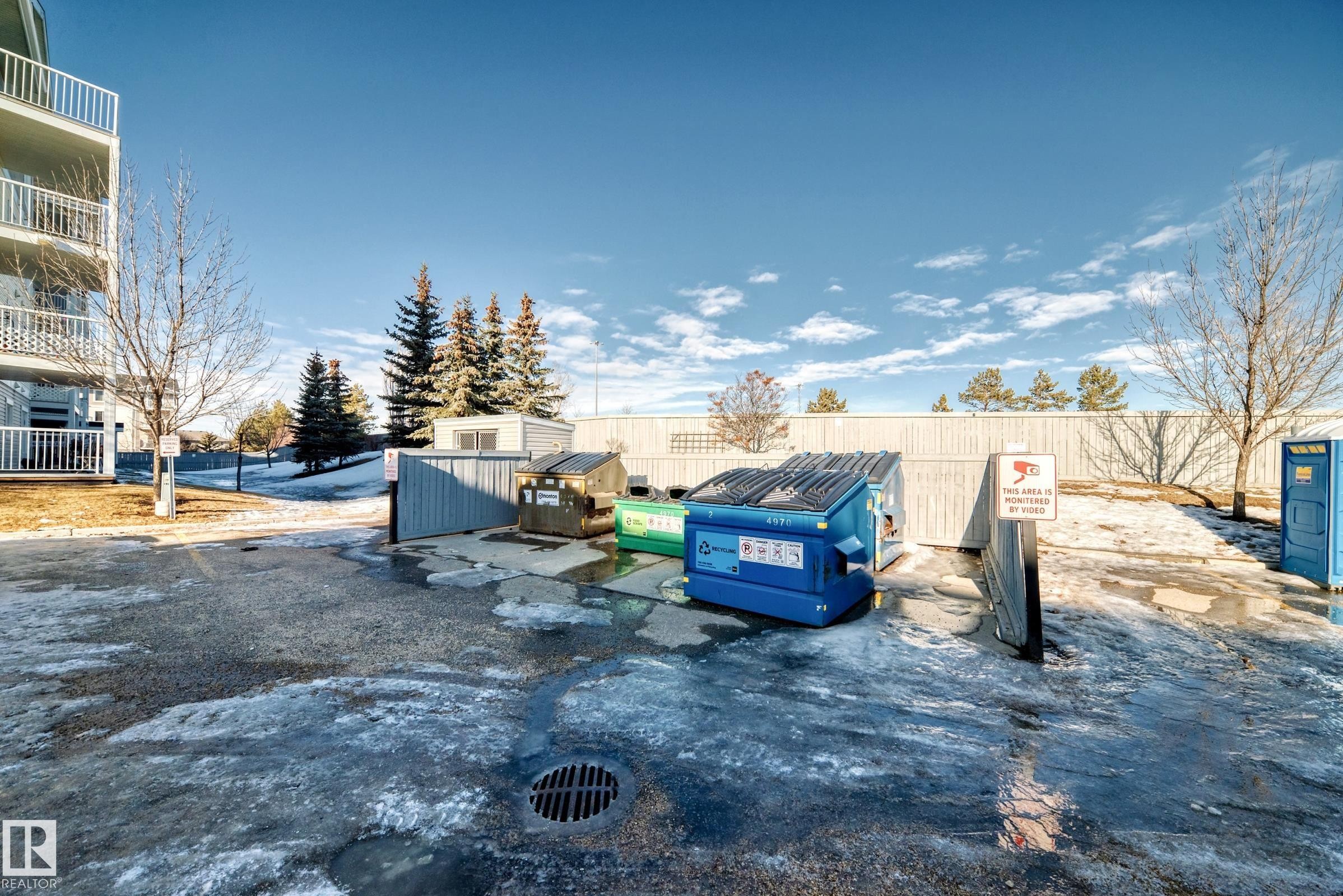 208 2204 44 Ave, Edmonton, AB