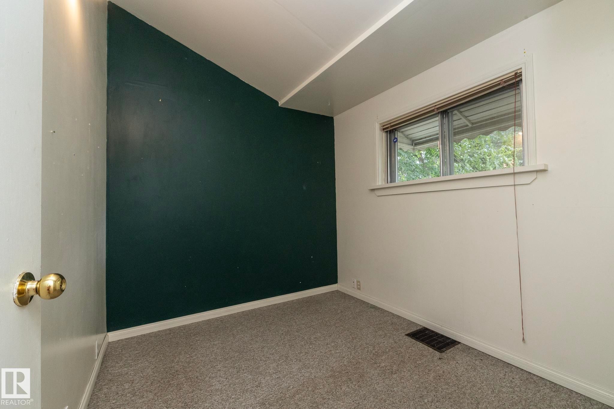 9820 79 Avenue, Edmonton, AB
