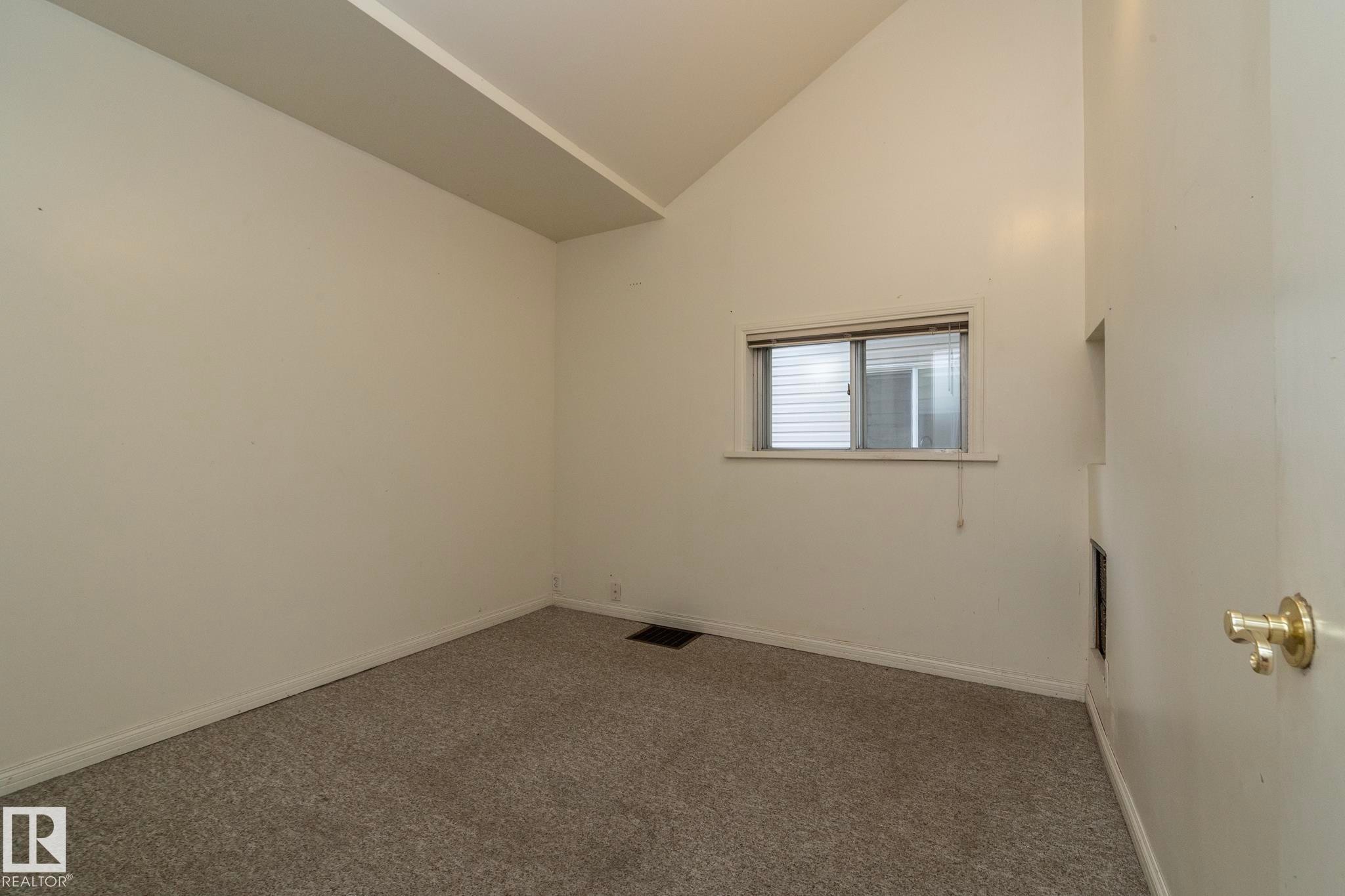 9820 79 Avenue, Edmonton, AB