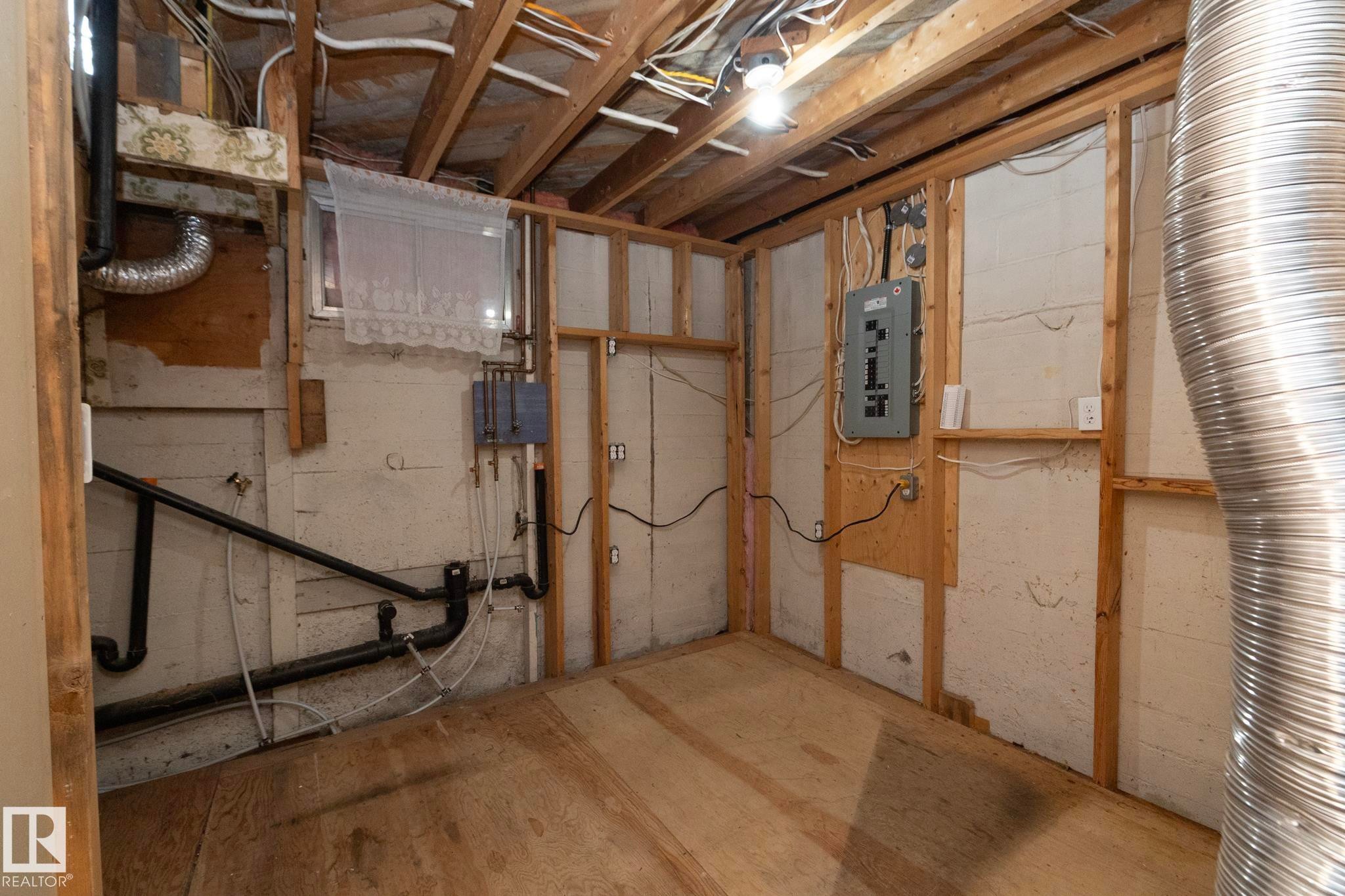 9820 79 Avenue, Edmonton, AB