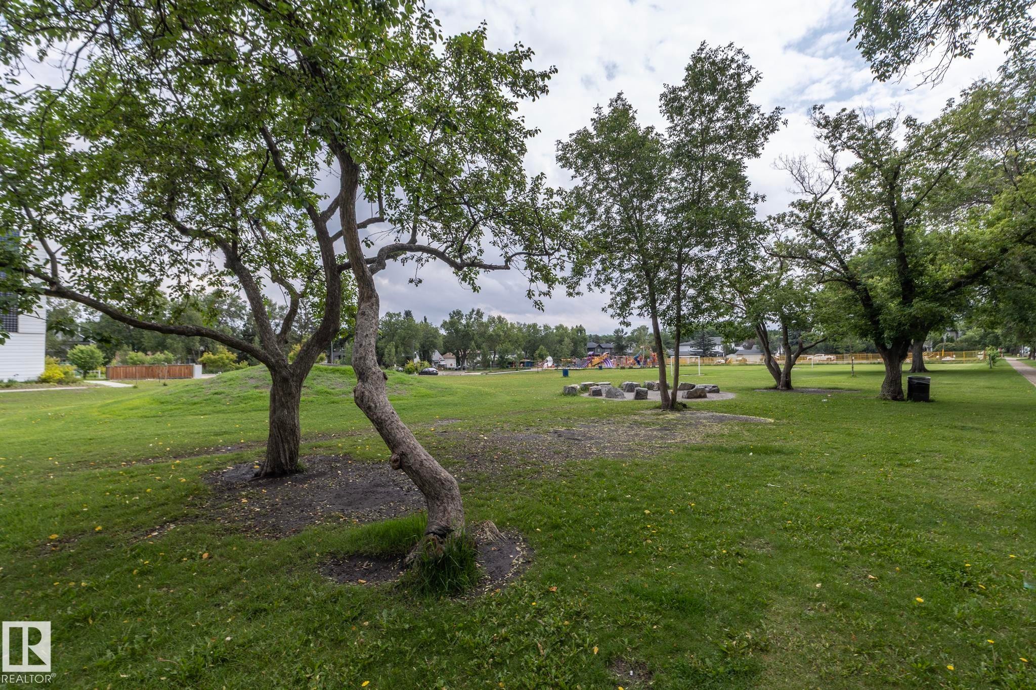 9820 79 Avenue, Edmonton, AB