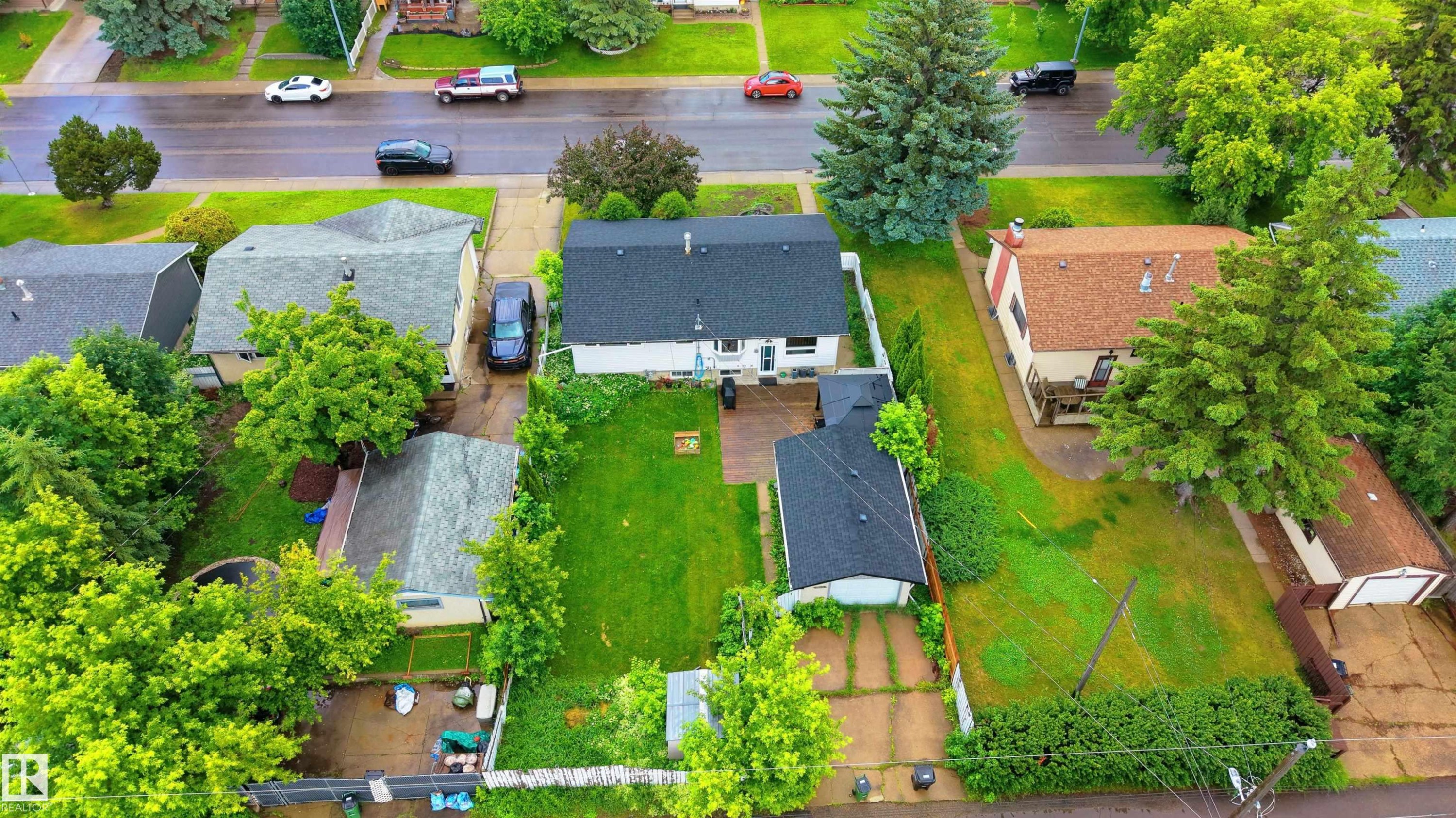 13616 137 Street, Edmonton, AB