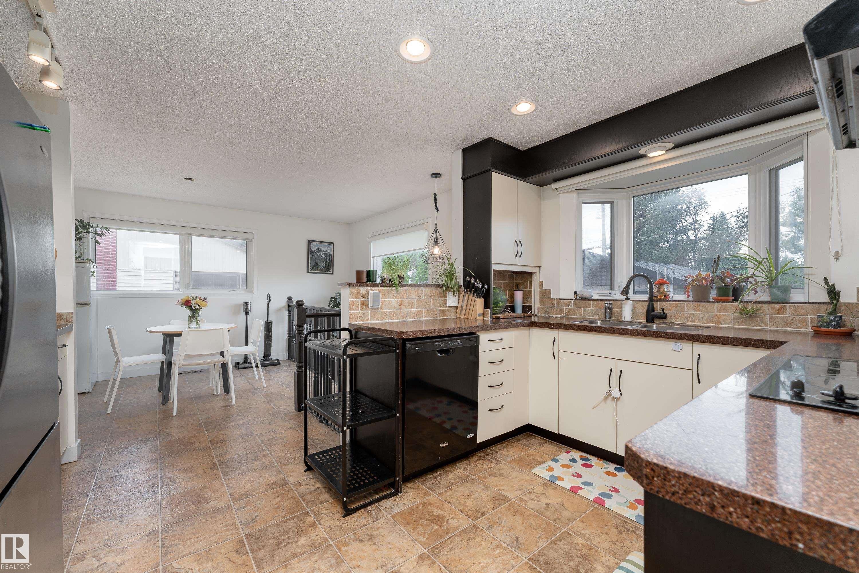 13616 137 Street, Edmonton, AB