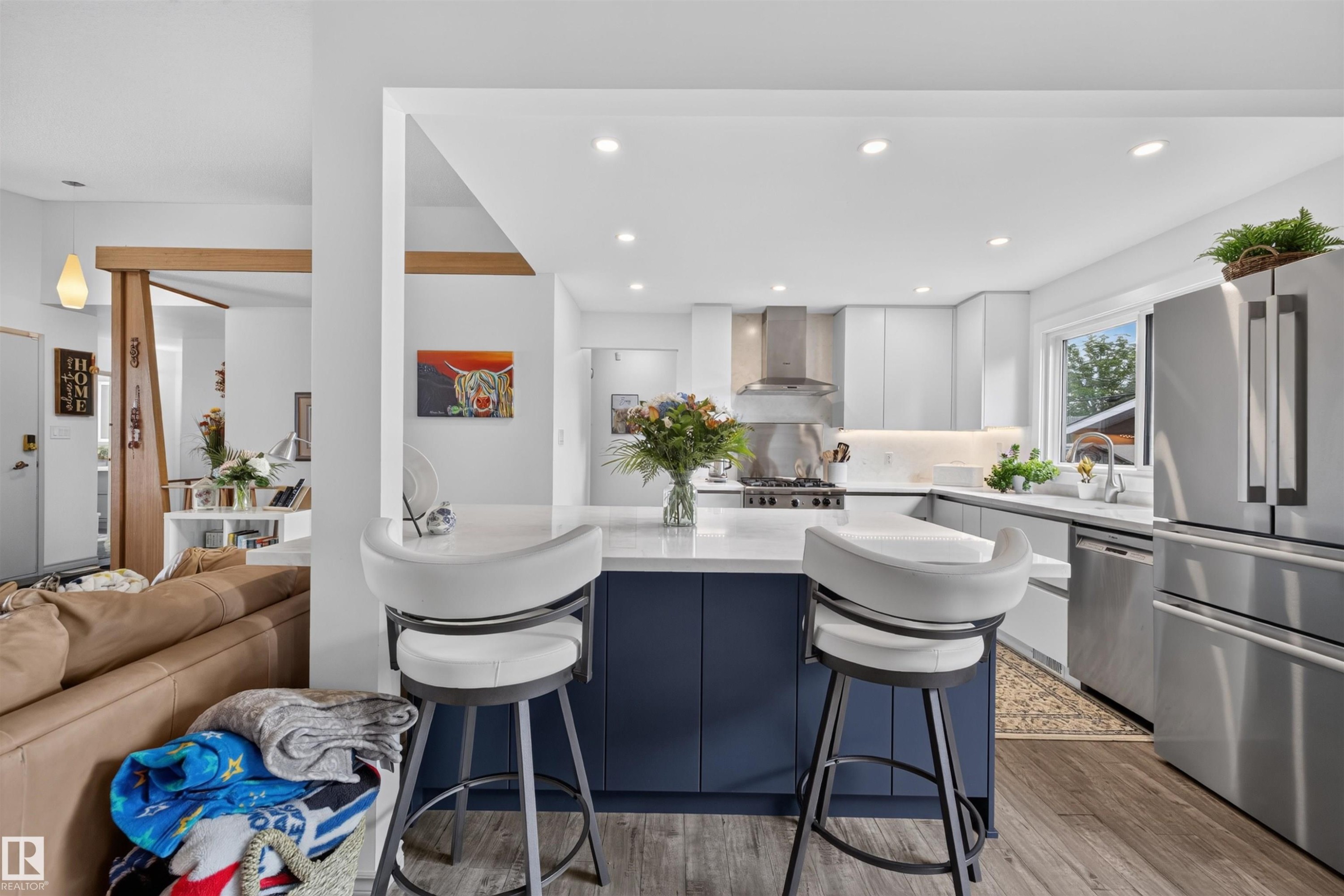 13407 59 Street Nw, Edmonton, AB - Indoor