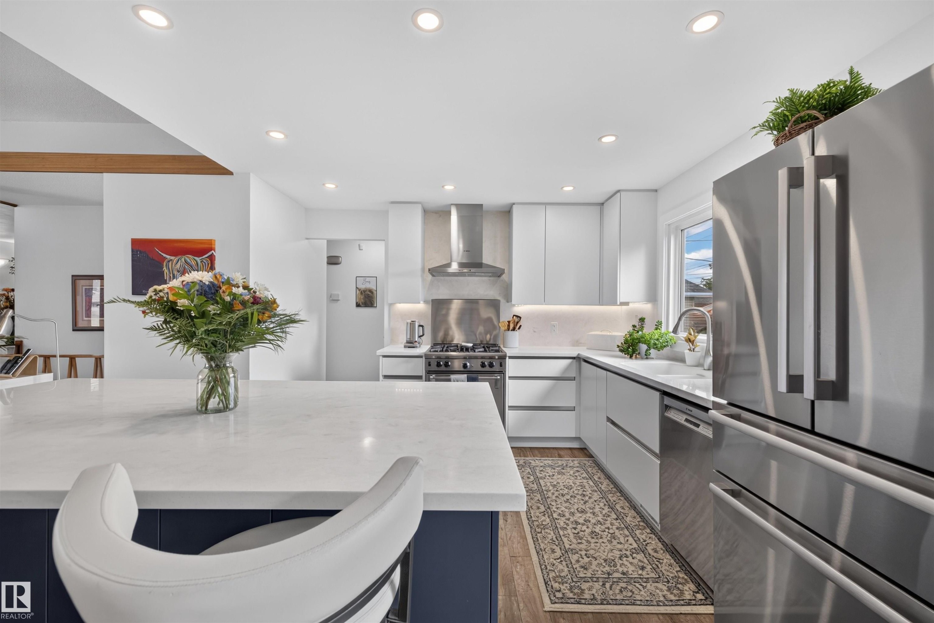 13407 59 Street Nw, Edmonton, AB - Indoor