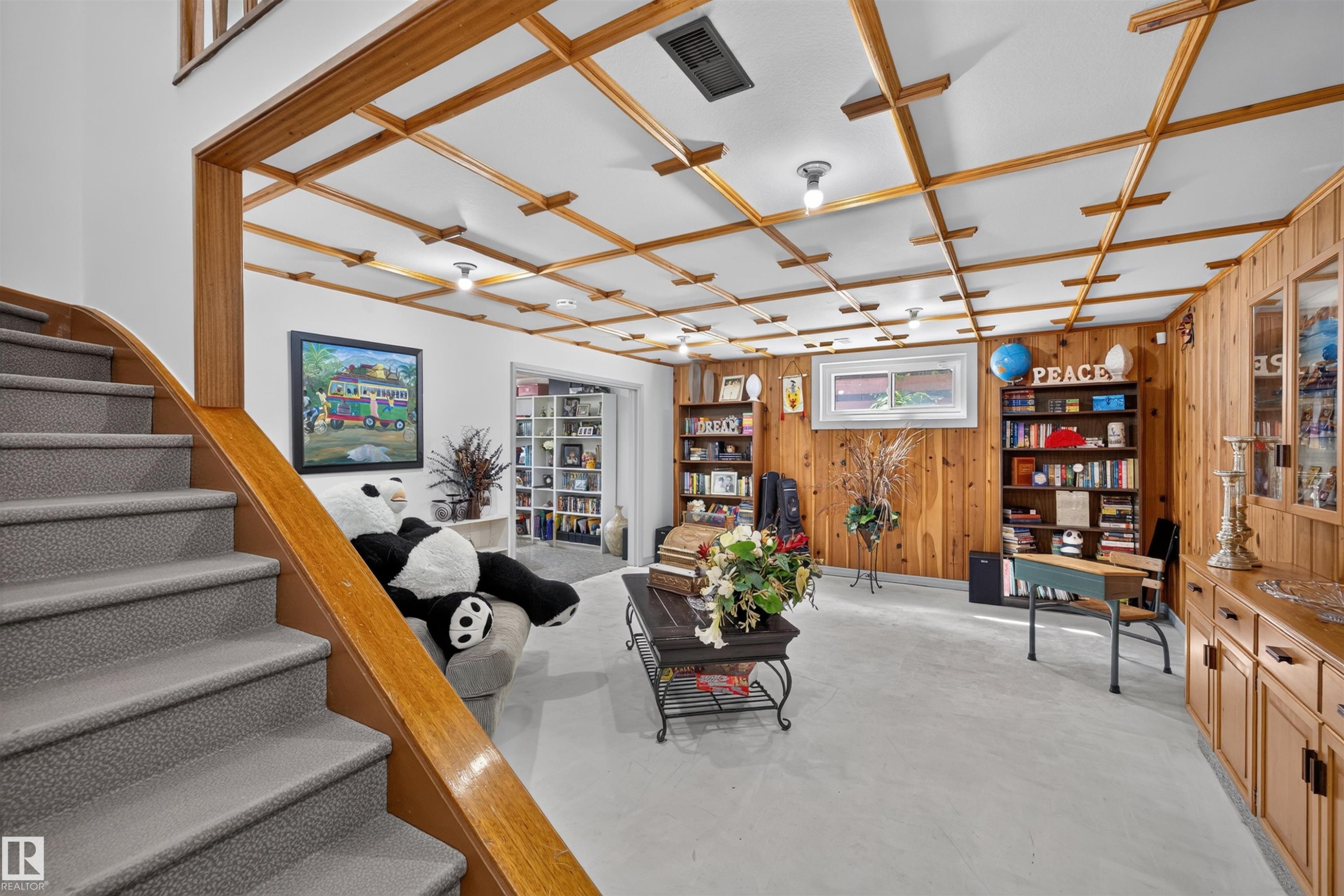 13407 59 Street Nw, Edmonton, AB - Indoor Photo Showing Other Room