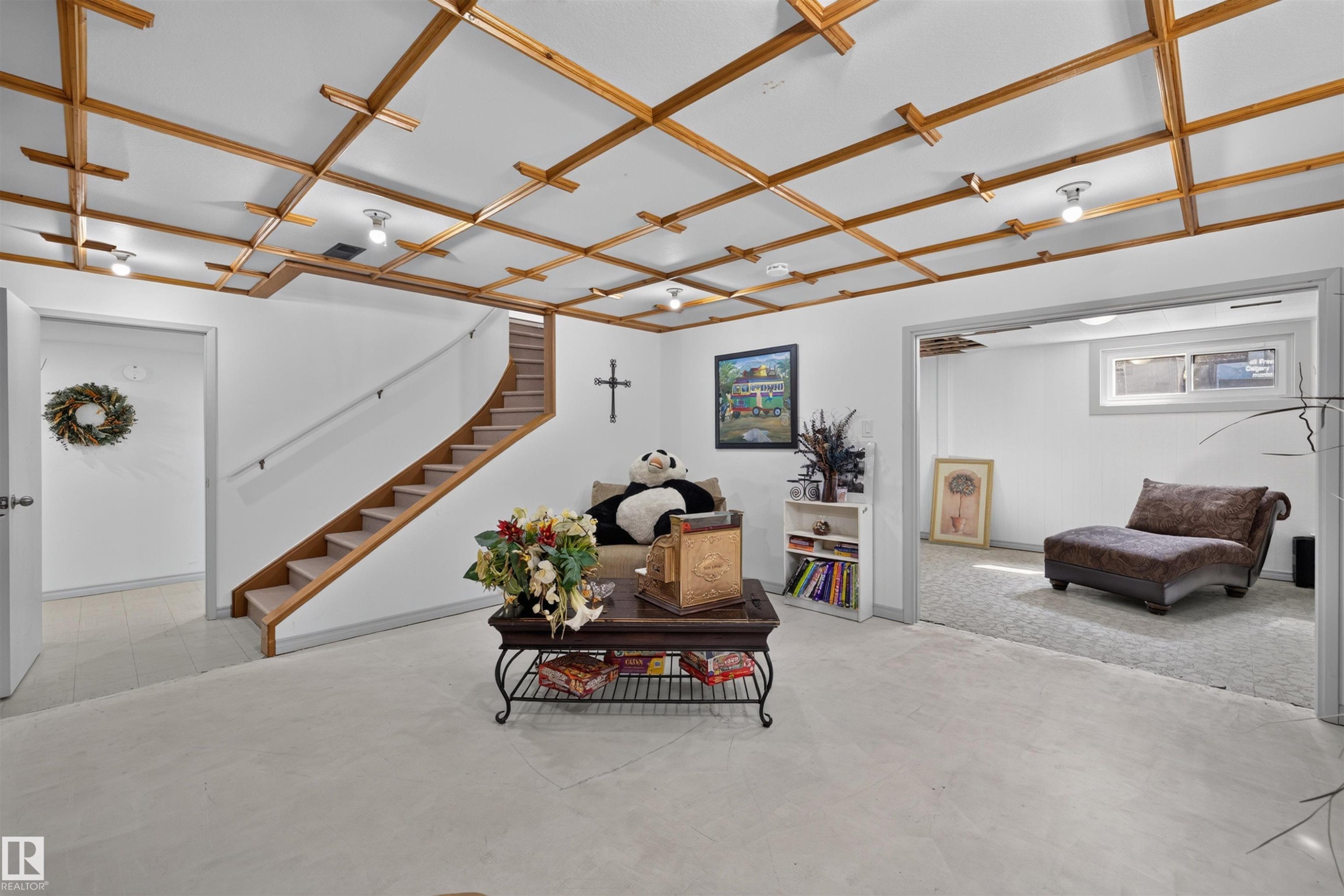 13407 59 Street Nw, Edmonton, AB - Indoor Photo Showing Other Room