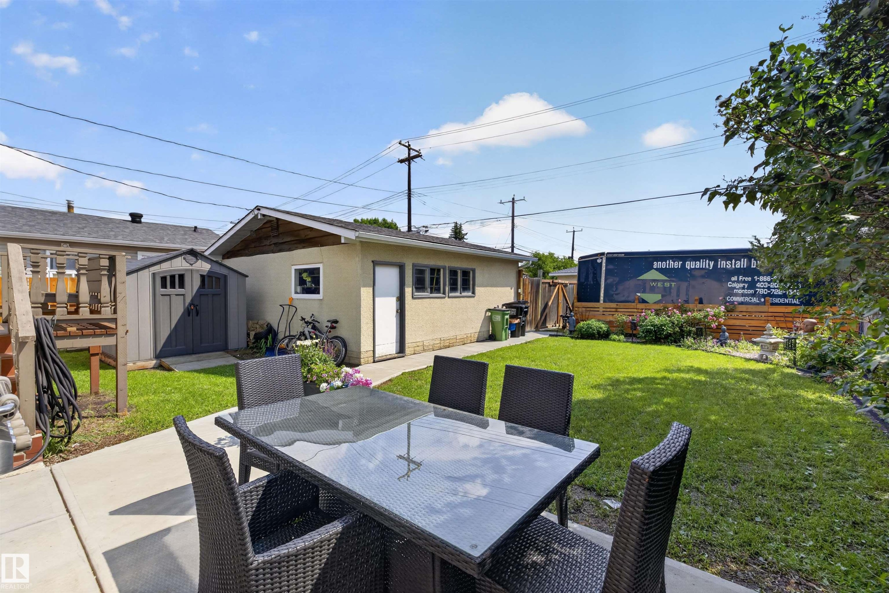 13407 59 Street Nw, Edmonton, AB - Outdoor