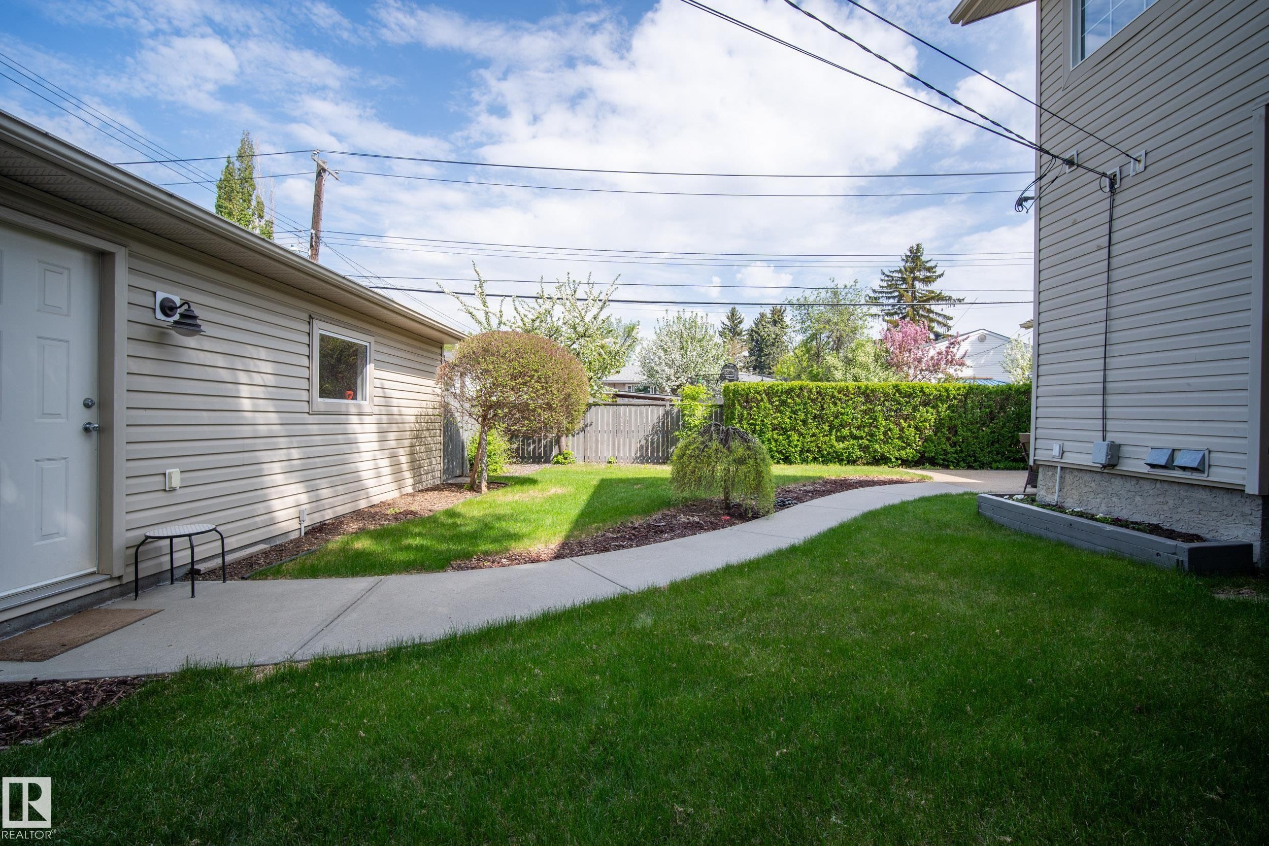 9036 145 Street, Edmonton, AB