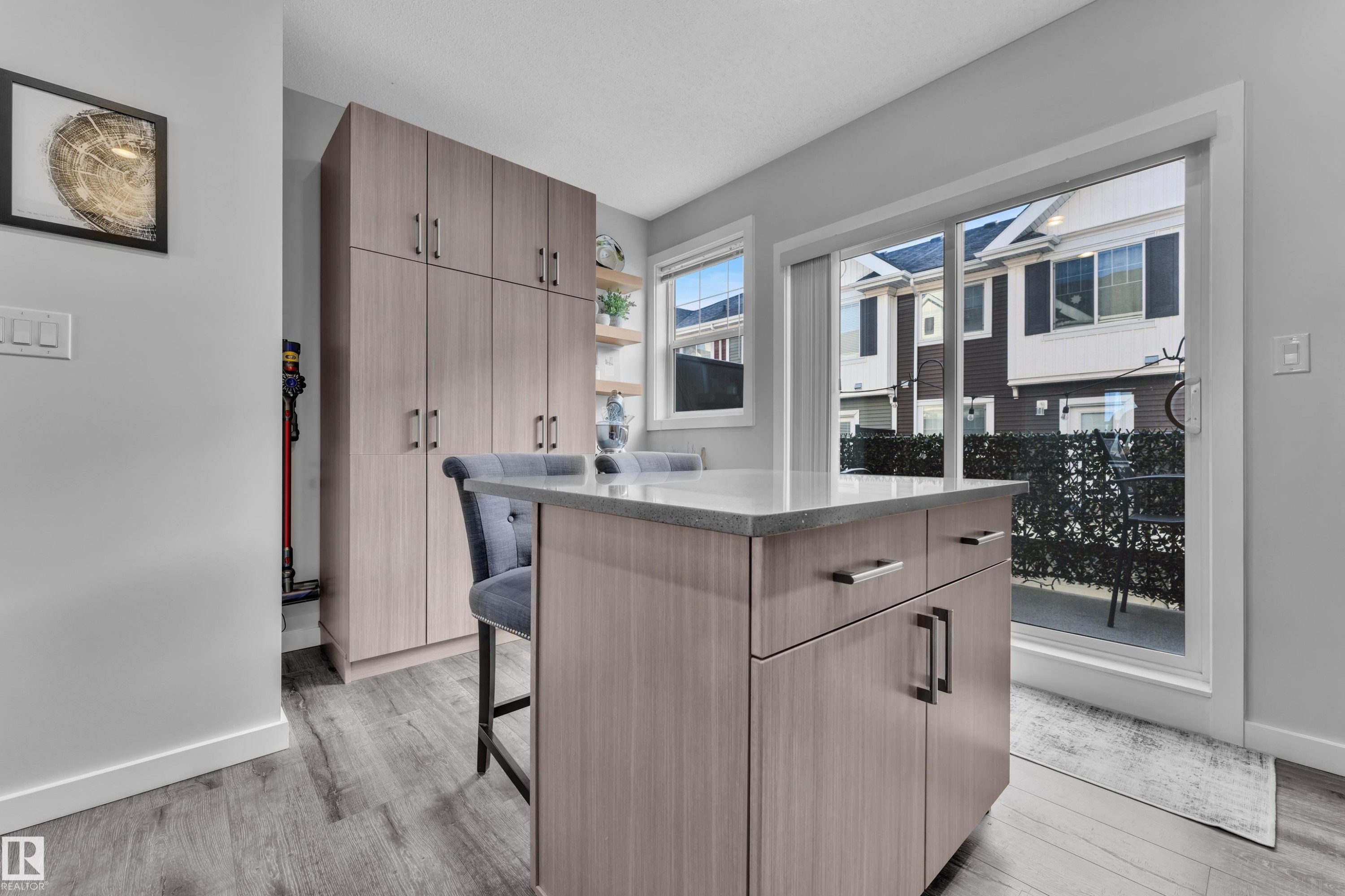#15 2803 James Mowatt Tr Sw, Edmonton, AB