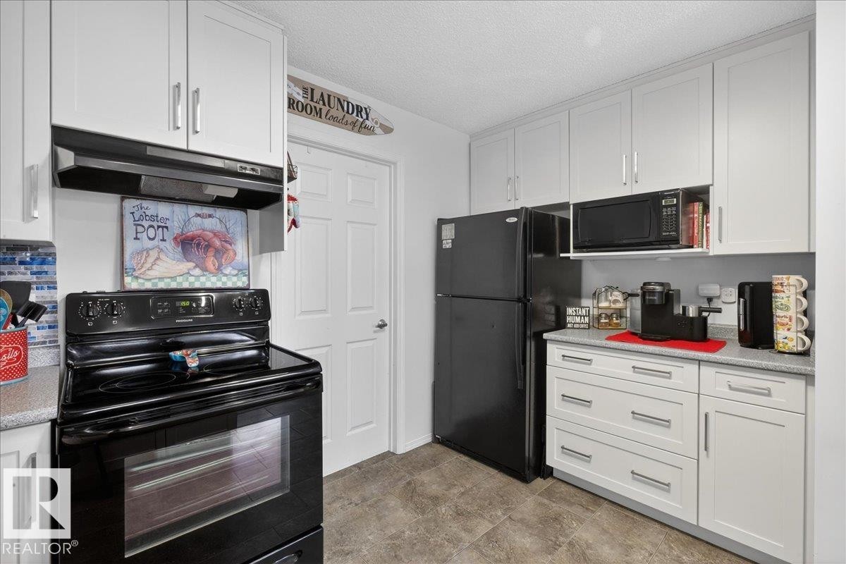 17 1179 Summerside Drive, Edmonton, AB