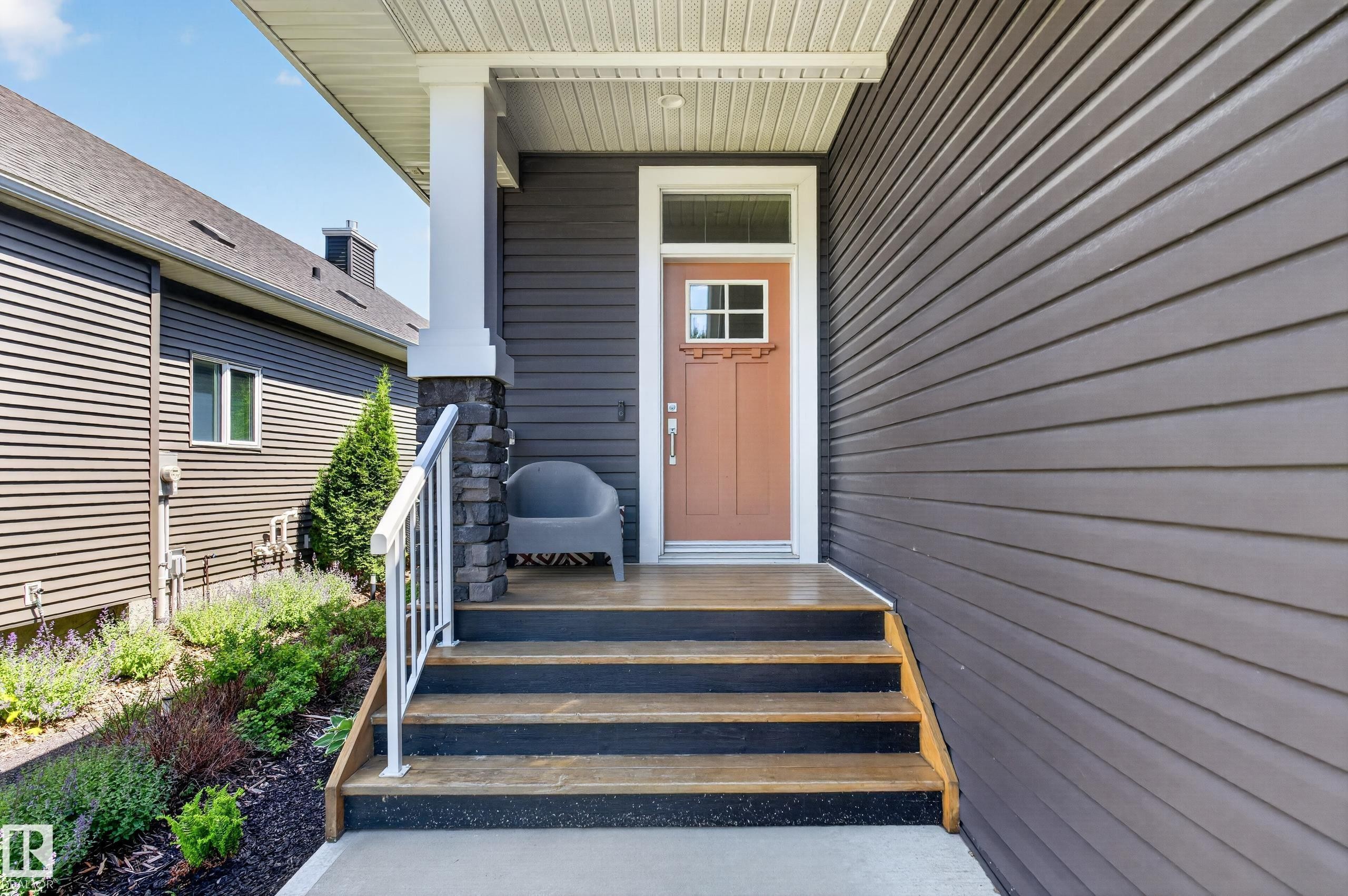3381 Chickadee Drive Nw, Edmonton, AB