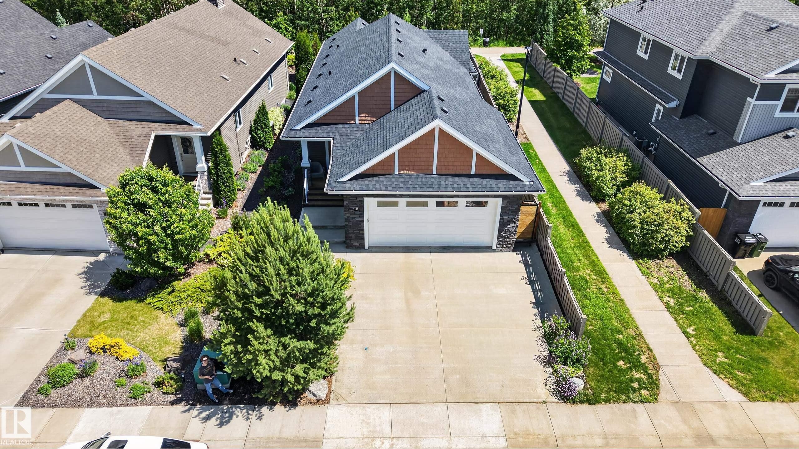 3381 Chickadee Drive Nw, Edmonton, AB